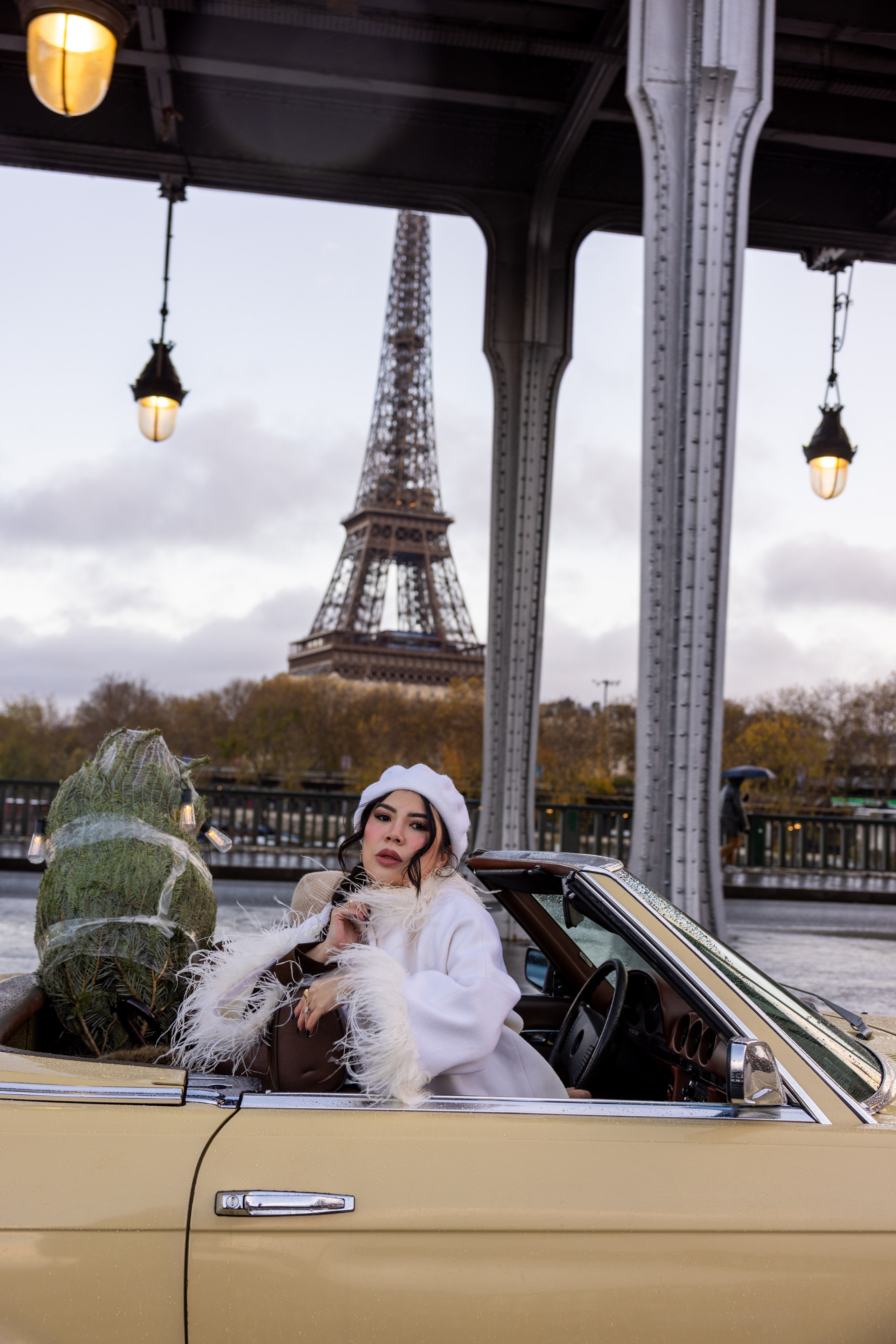 Choose cars for photo. Director — Photo & Video Paris