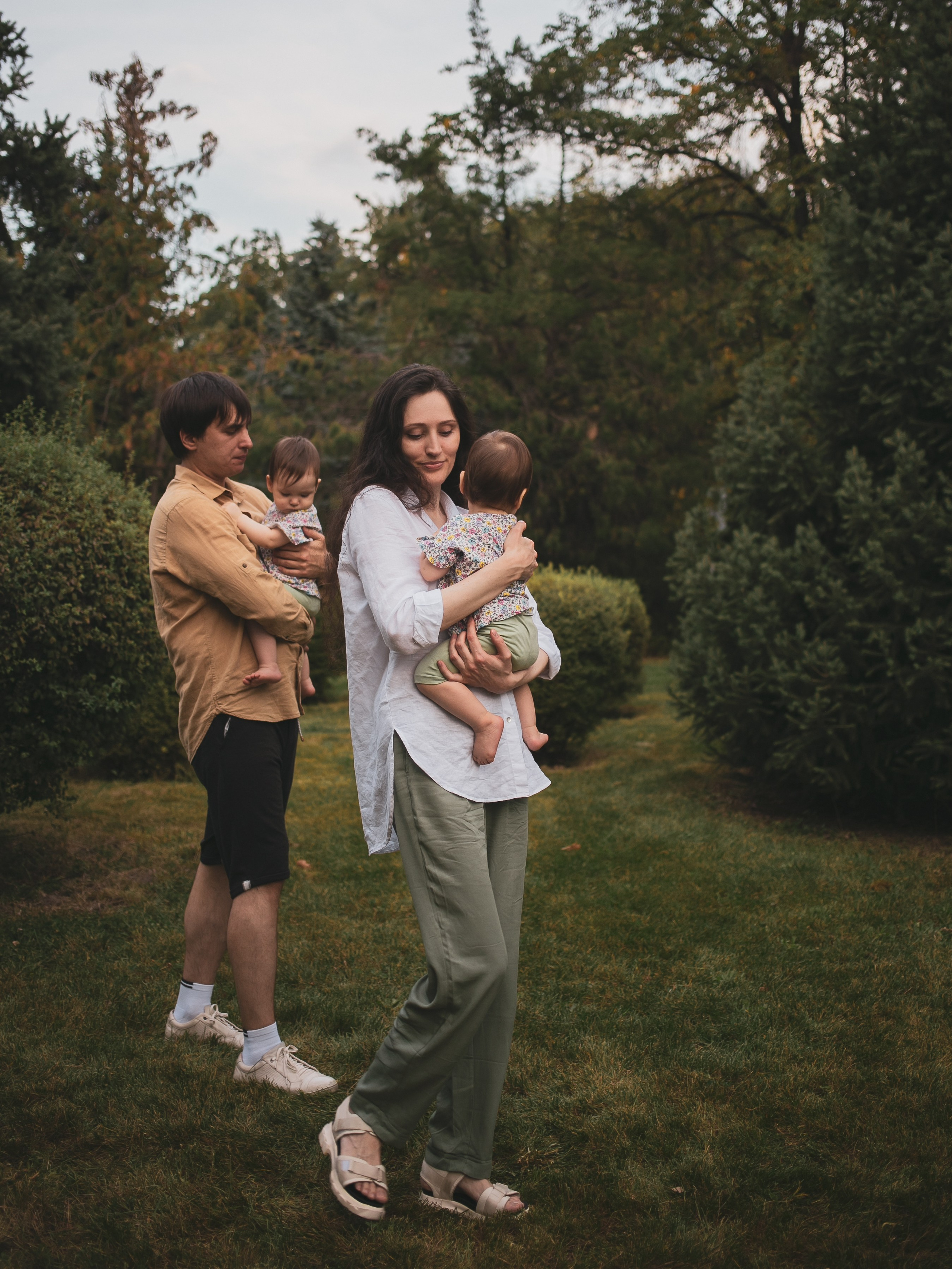 Twins girls. Индивидуальный и love story фотограф в Алматы Шарычева Ирина