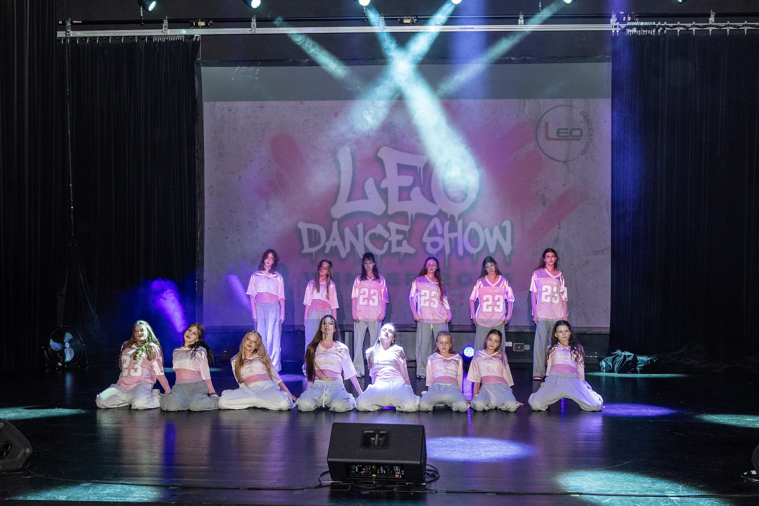 LEO DANCE SHOW WINTER 2025. Семейный и детский фотограф в Варшаве Мила Бобровская