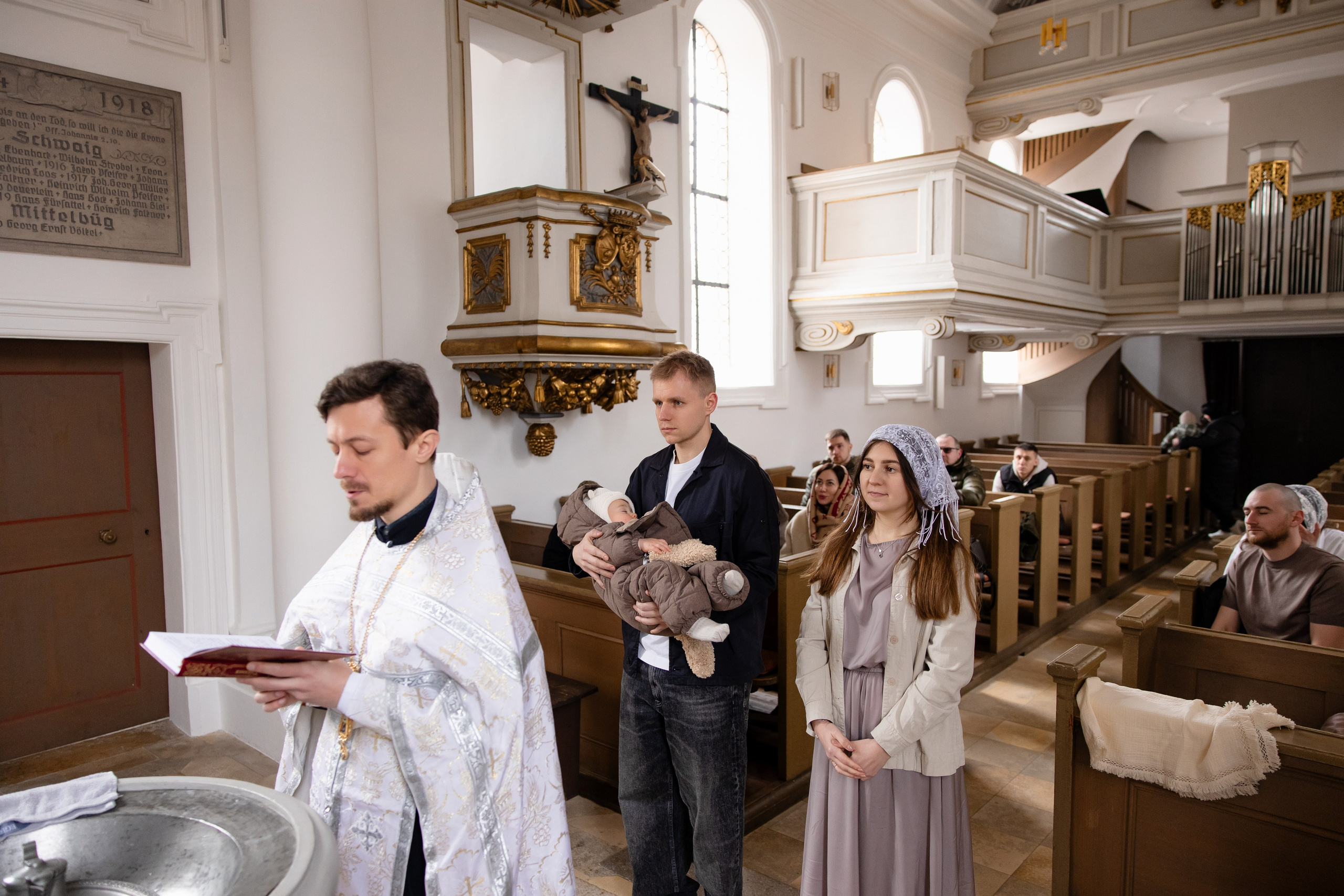 Хрещення Єсенії. Весільний, сімейний фотограф Варшава