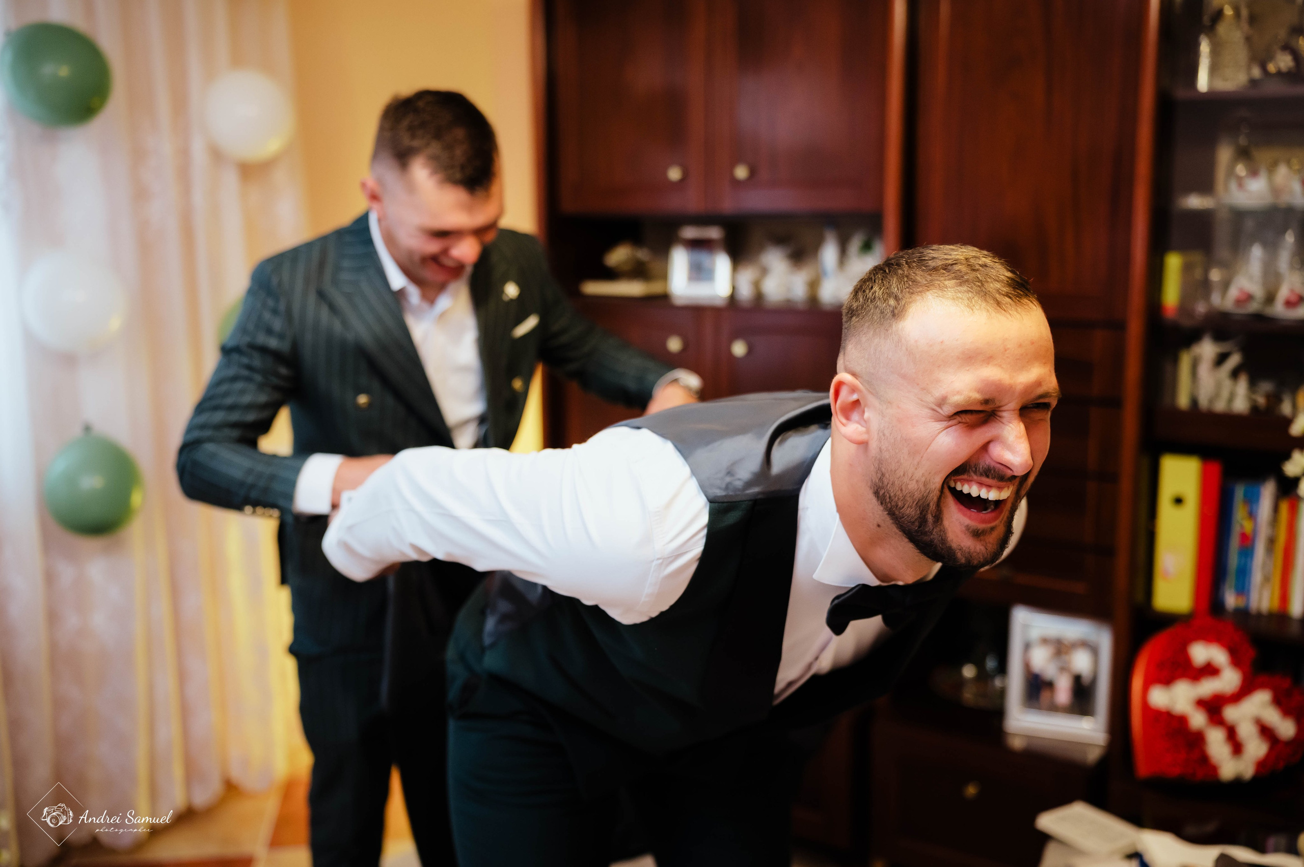 Oana & Romil. Andrei Samuel – Fotograf București | Evenimente, Studio, Imobiliare, Produs