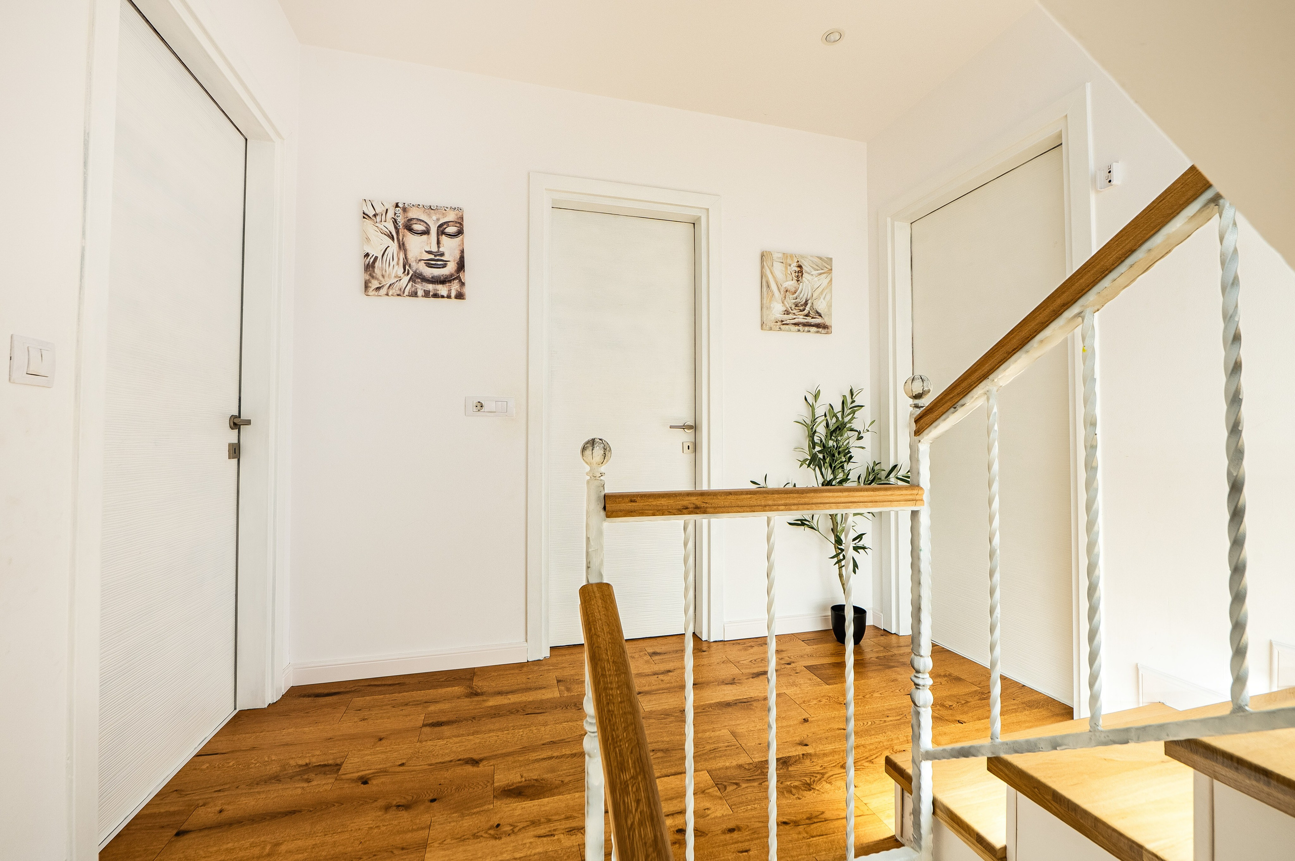 Duplex. Andrei Samuel – Fotograf București | Evenimente, Studio, Imobiliare, Produs