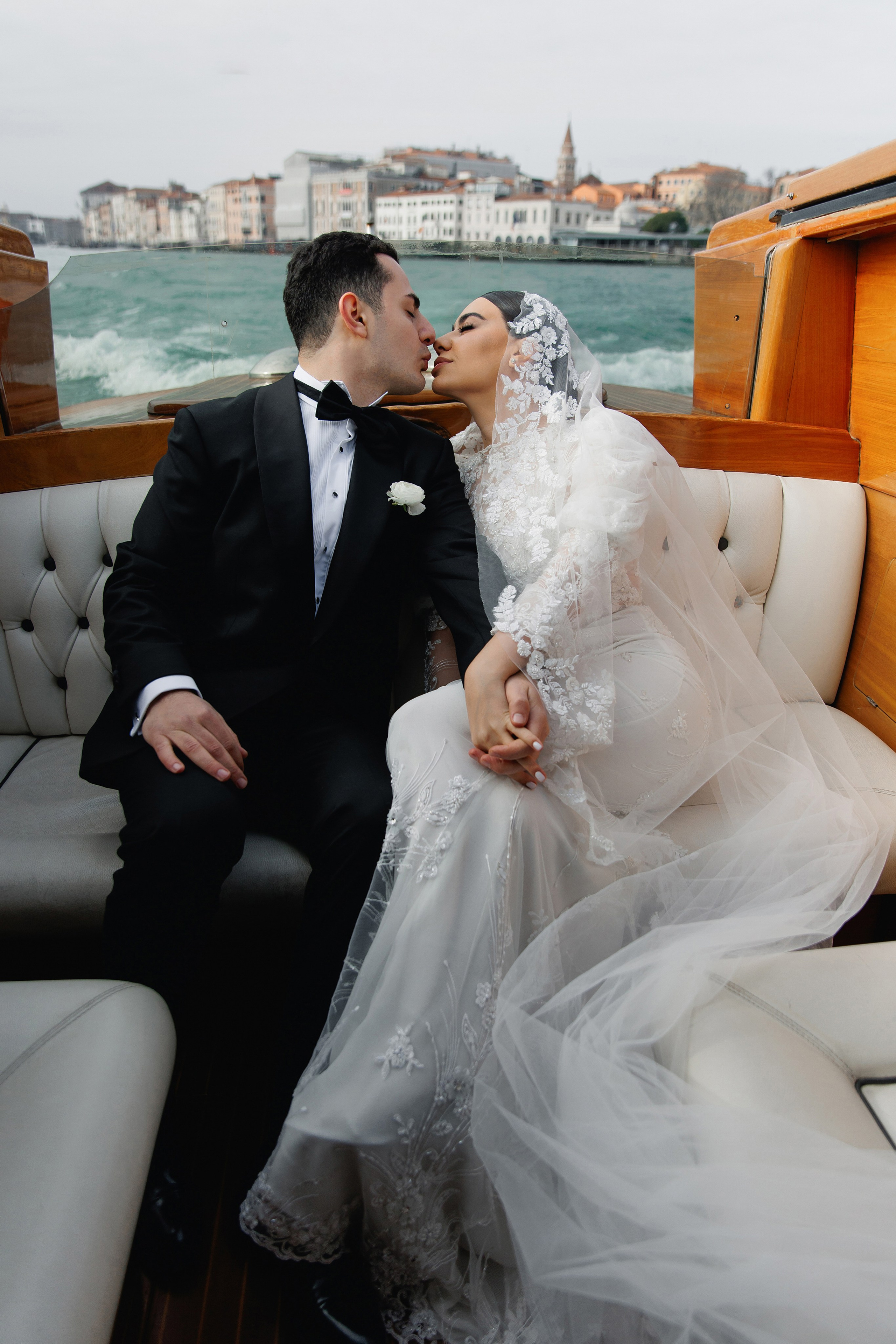 Wedding photographer Italy Rome, Tuscany, Lake Como, Sicily, Puglia. Wedding Photographer Rome Tuscany Como Sicily Puglia Amalfy Italy- Oksana Savenchuk