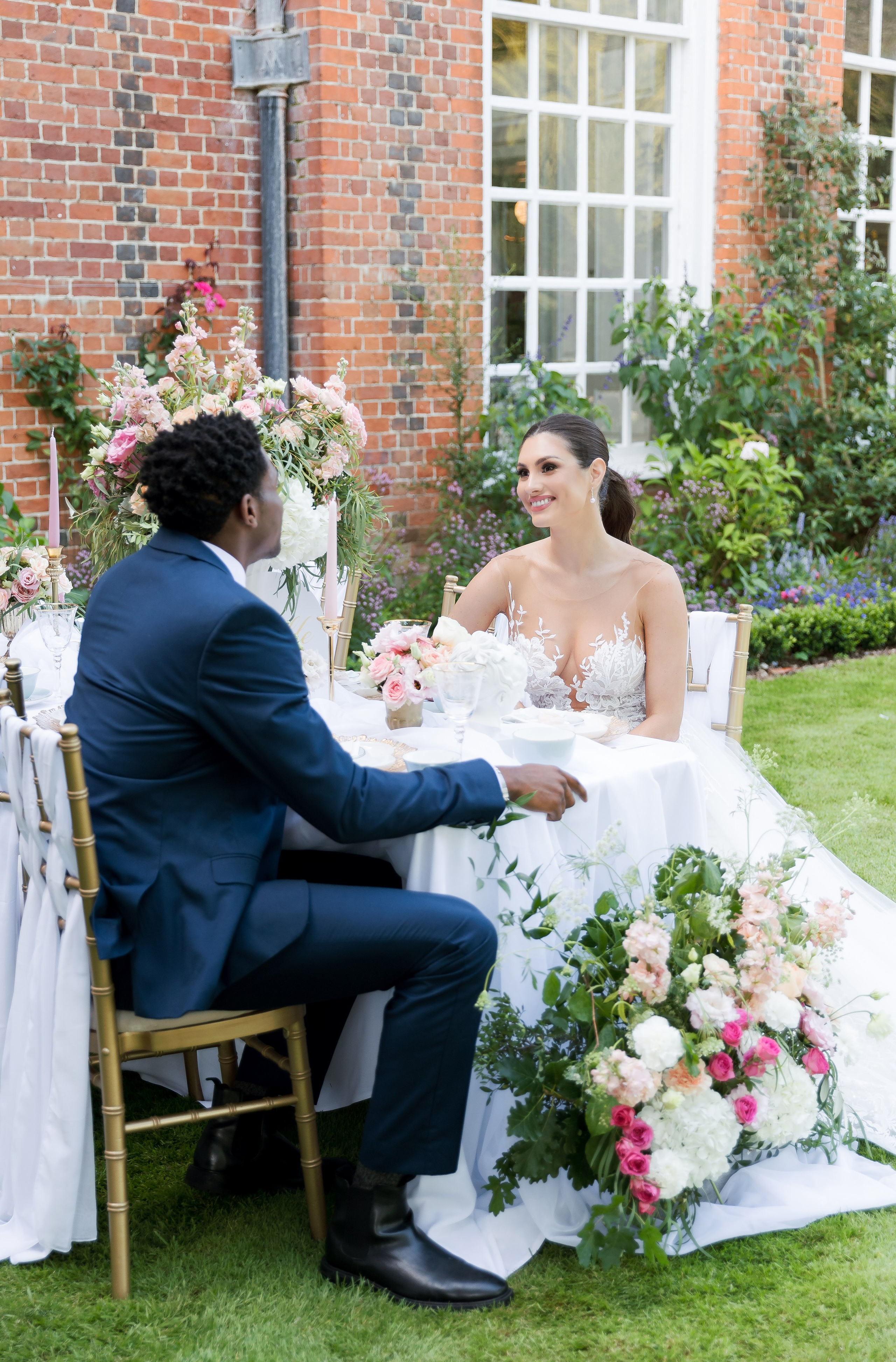 Regal Romance | Editorial Photoshoot at Gosfield Hall, London Estat. YES I DO PRODUCTION — Wedding photography&videography
