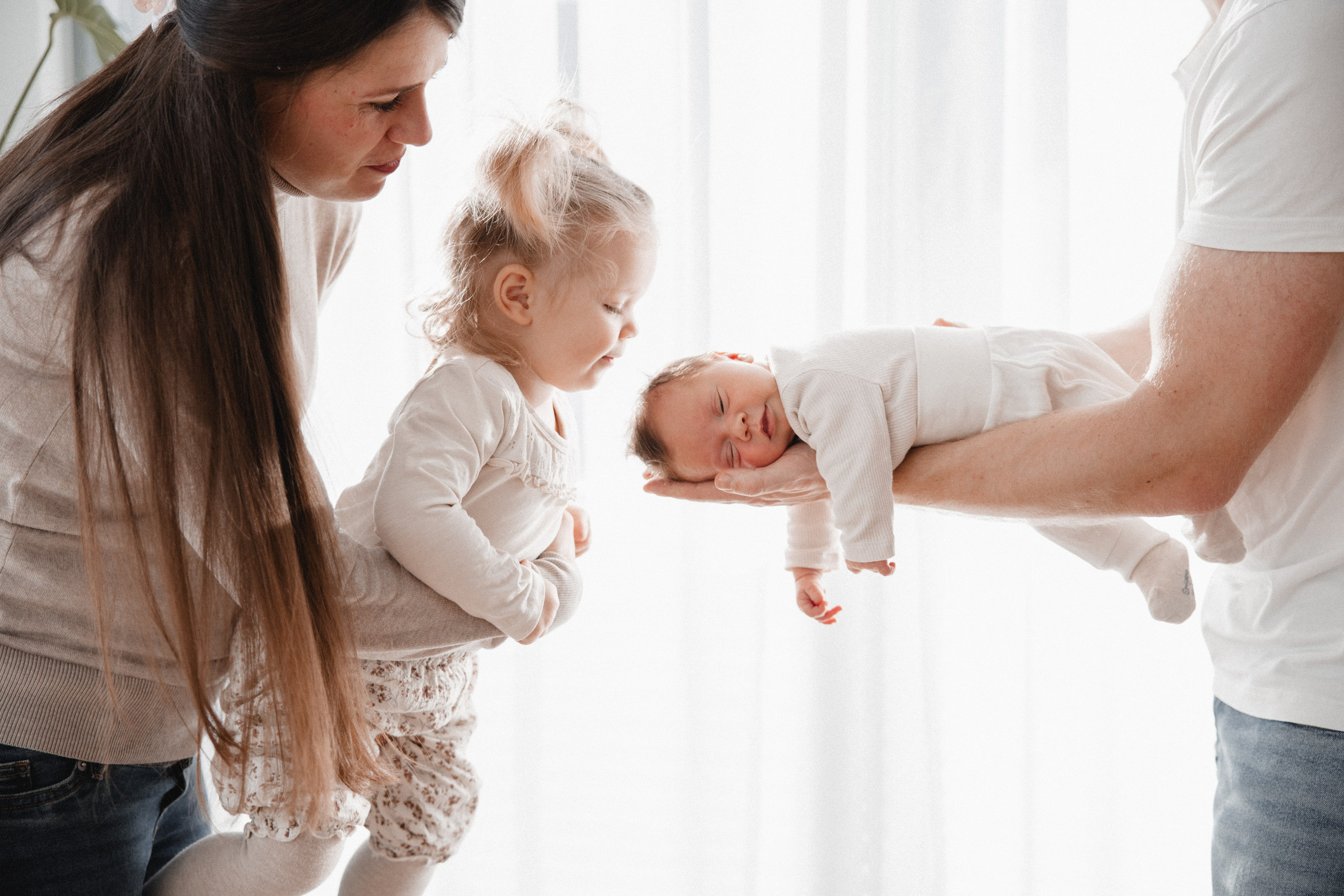 Neugeborenenfotos Zuhause. Hochzeitsfotografie |Hochzeitsfotograf Bochum | Hochzeitsfotograf Dortmund | Hochzeitsfotograf Essen | Hochzeitsfotograf Ruhrgebiet