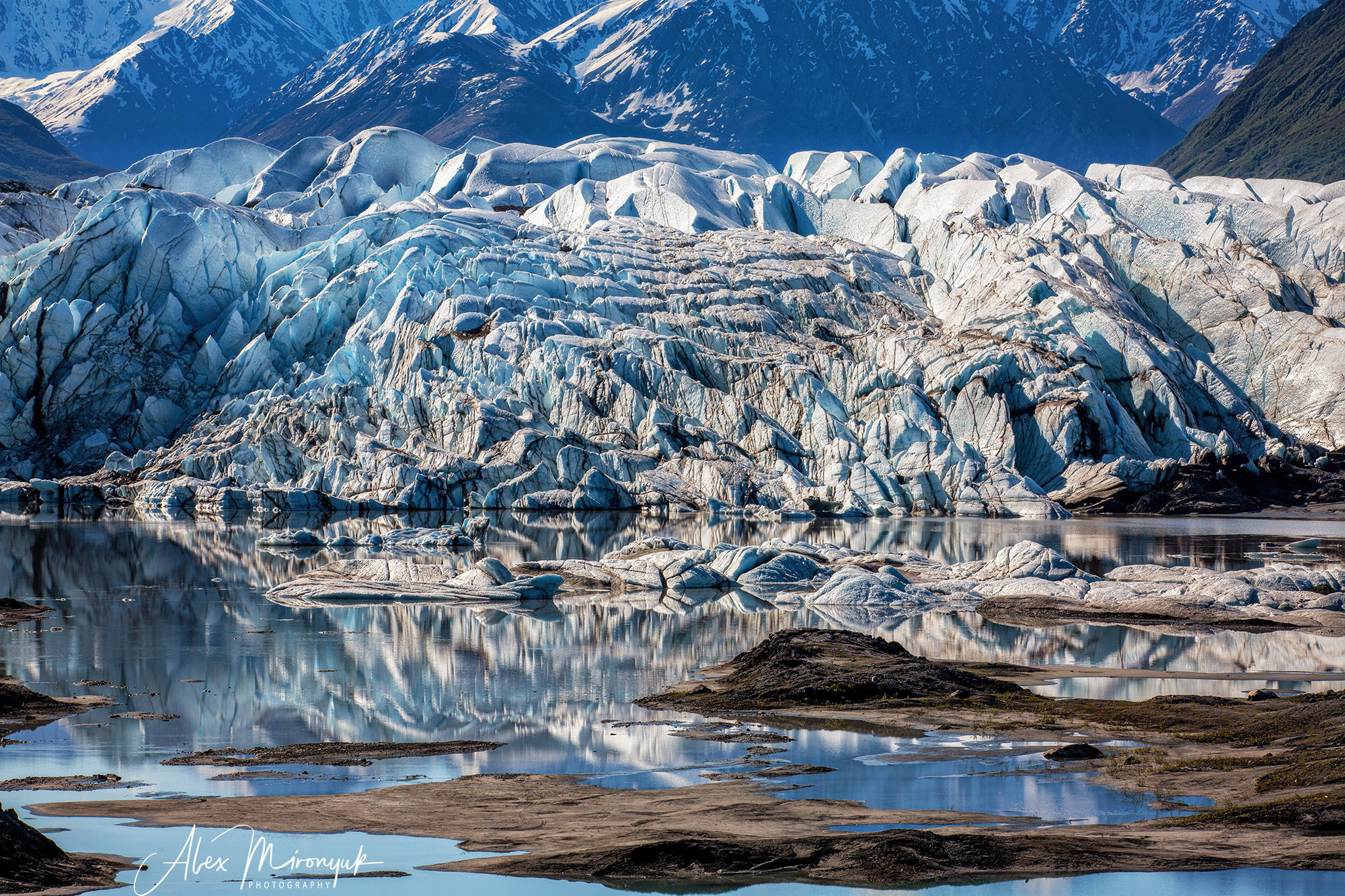 Magnificent Ice. Alaska on RV. Pet, Senior, Landscape, portrait studio, photographer in Miami and Sou
