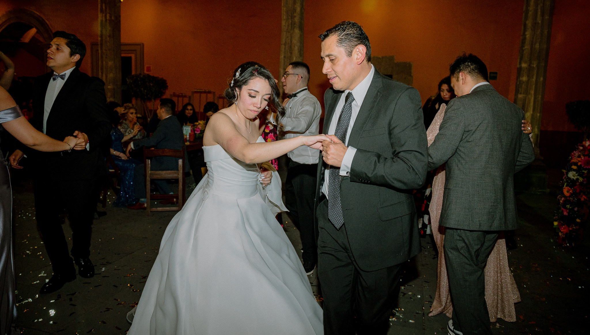 Ana & Lalo. Wedding and family photographer in Mexico City