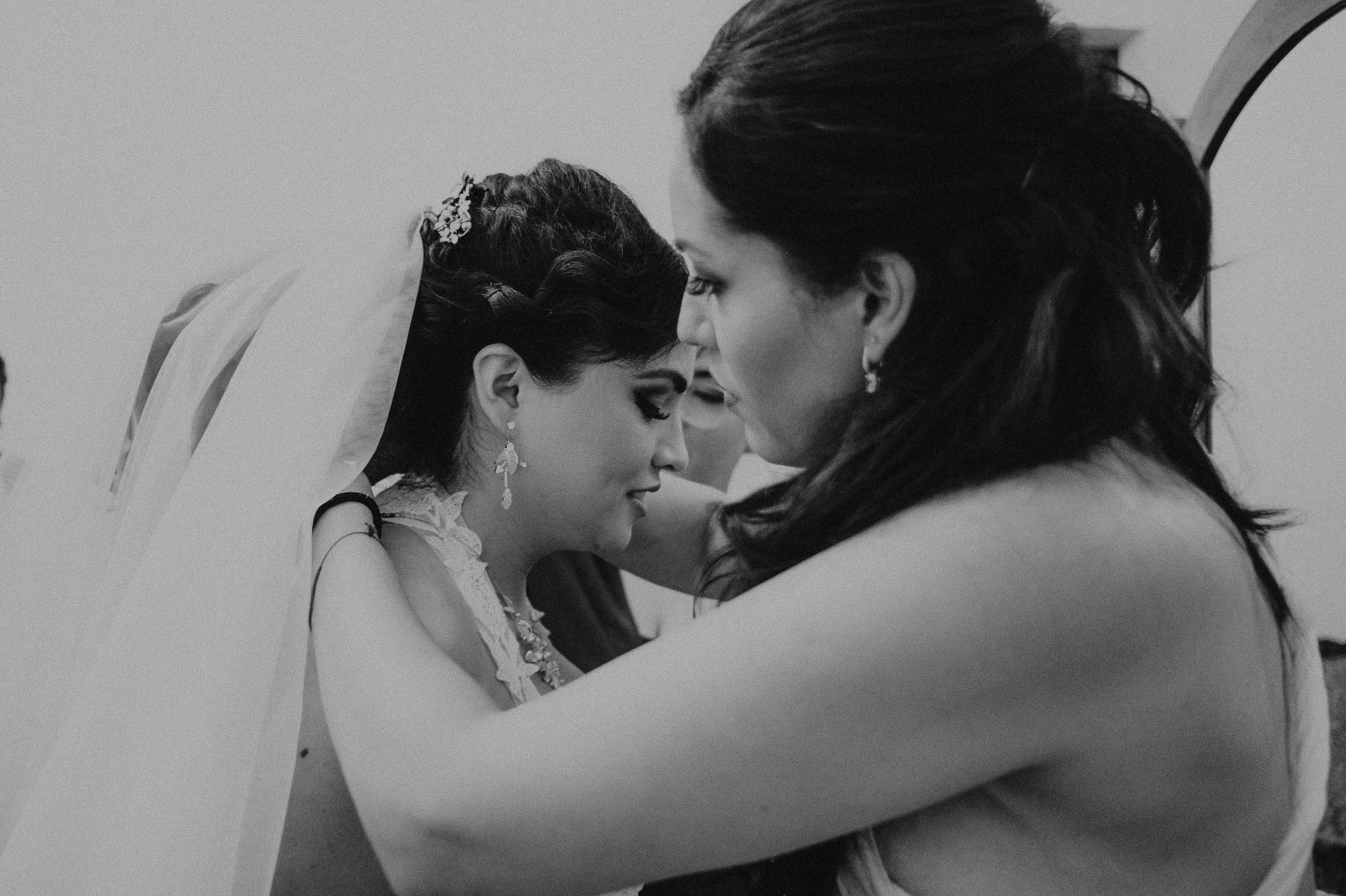 Lucero & Eliezer. Wedding and family photographer in Mexico City