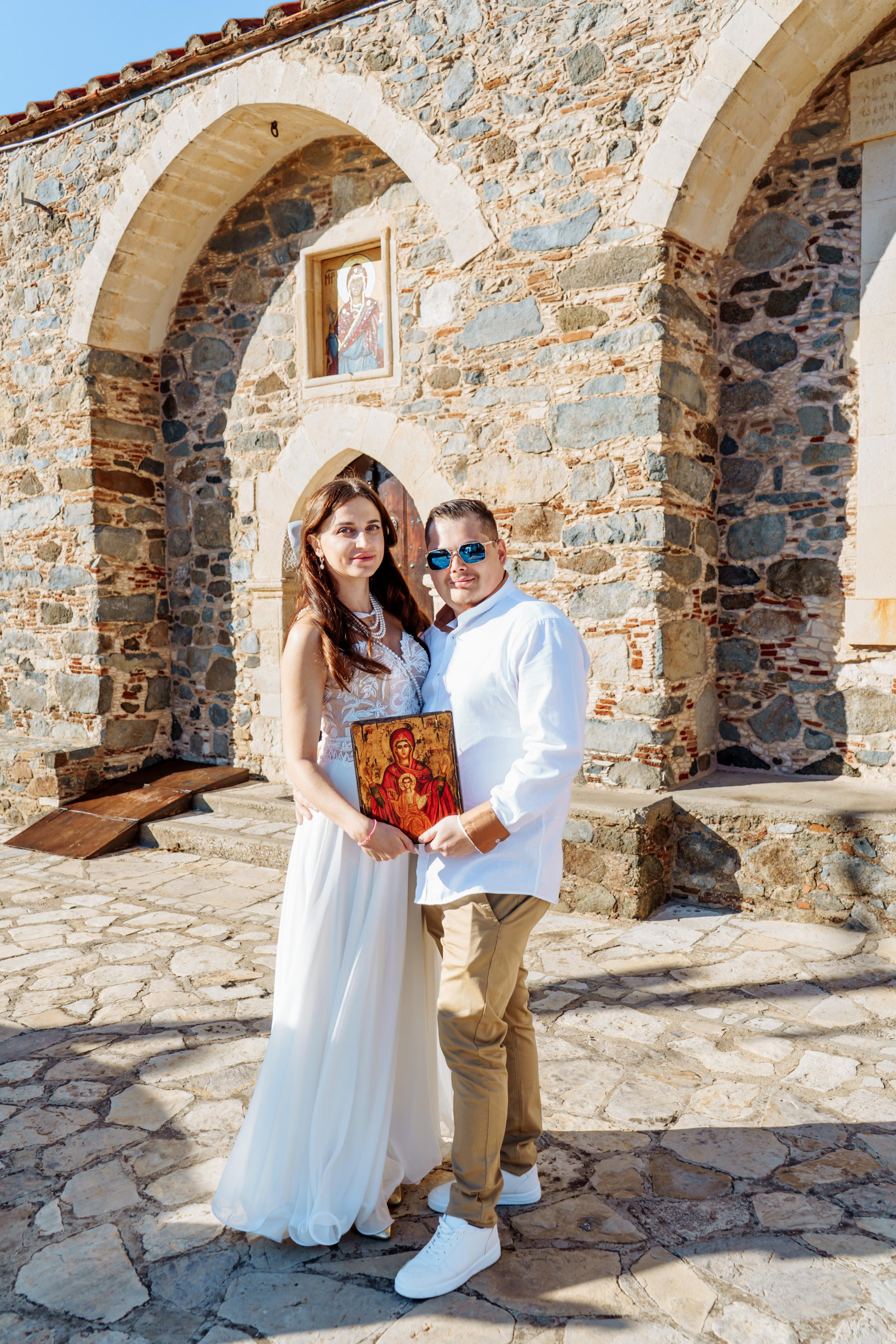 Jury and Kristina. Photographer in Cyprus