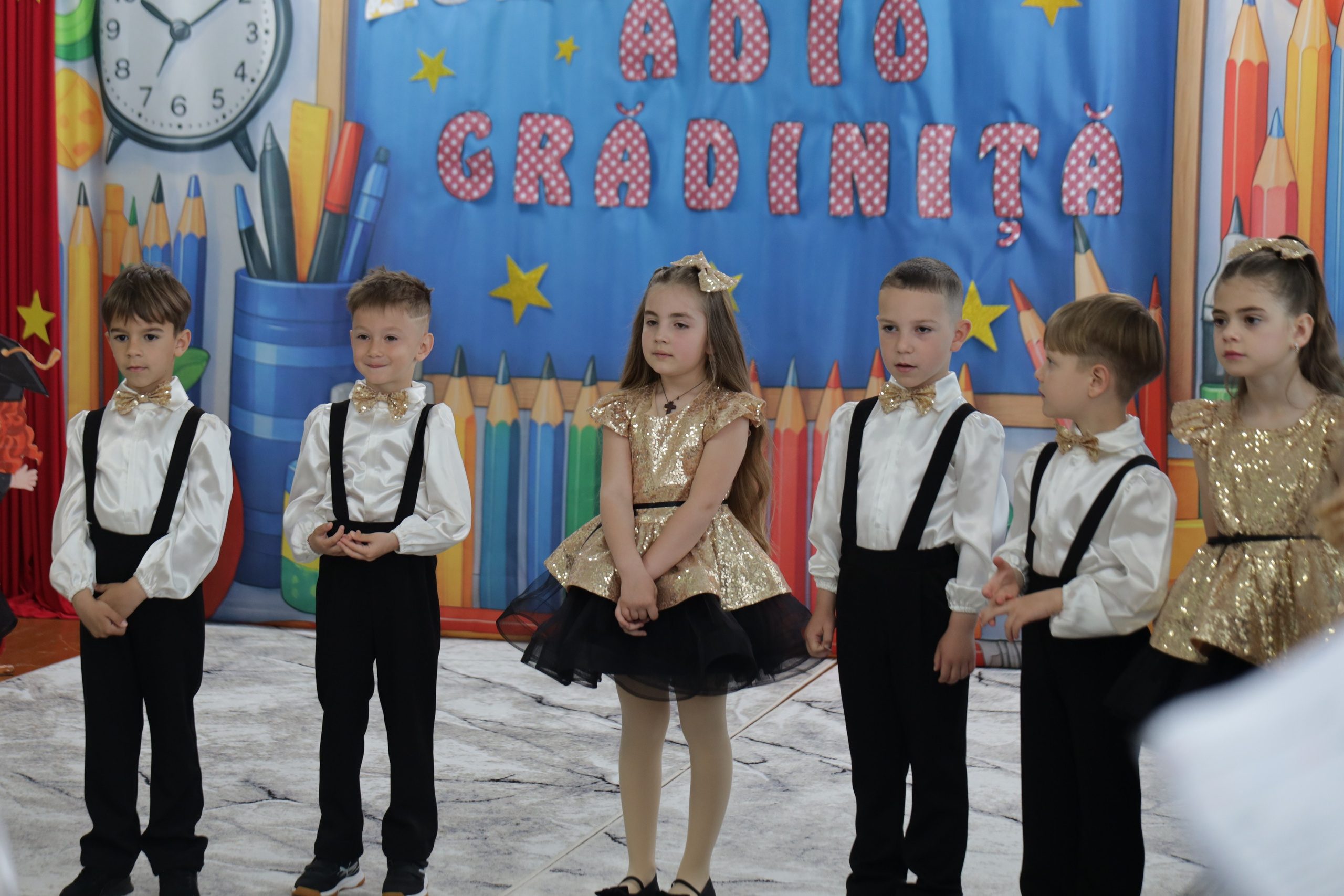 O filă de copilărie.... Alika Dia- Fotograf în Republica Moldova, Strășeni