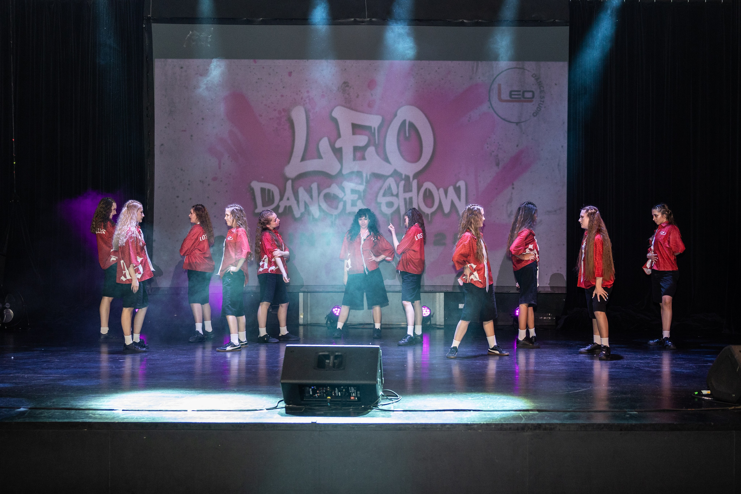 LEO DANCE SHOW WINTER 2025. Семейный и детский фотограф в Варшаве Мила Бобровская