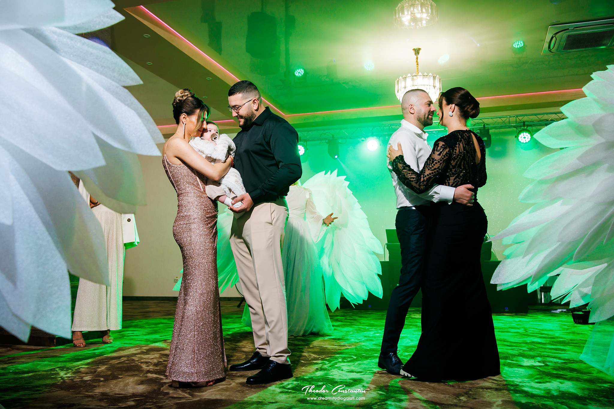 Botez. Dream Studio Galați – ședințe foto profesionale pentru familie, portrete și evenimente