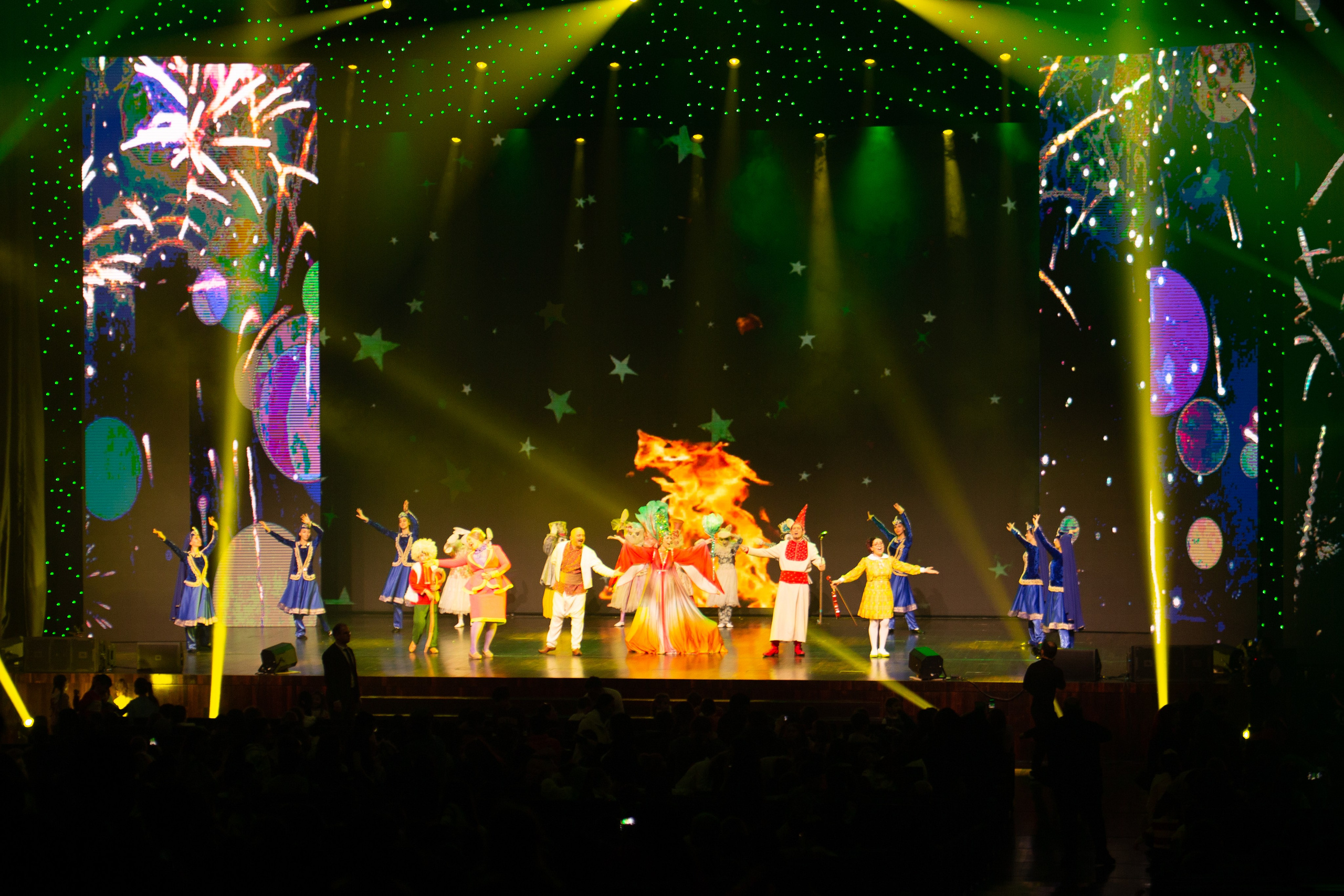 CIRTDAN SHOW. Wedding&Event photographer Ismail Rzayev in Baku