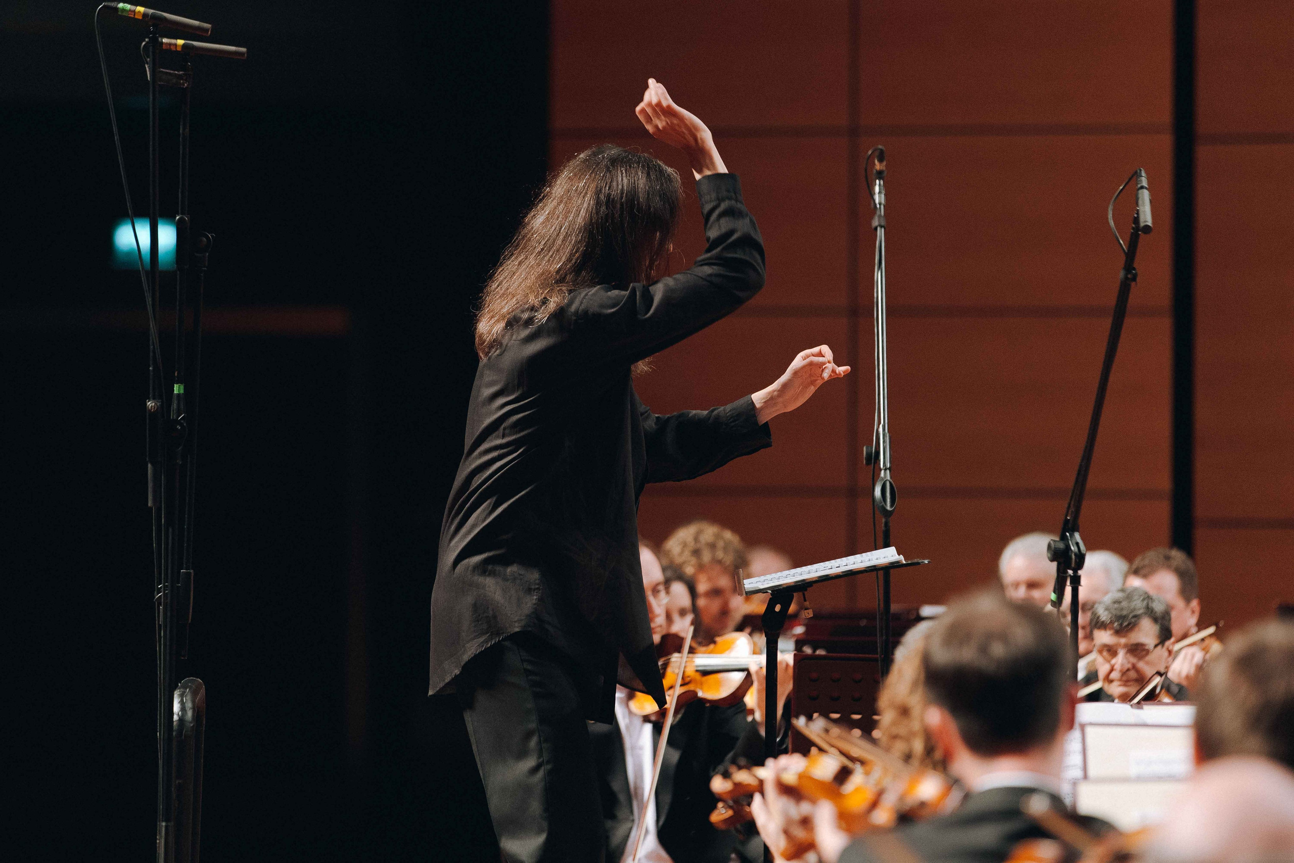 The Tchaikovsky Academic Grand Symphony Orchestra in Istanbul. Wedding&Event photographer Ismail Rzayev in Baku