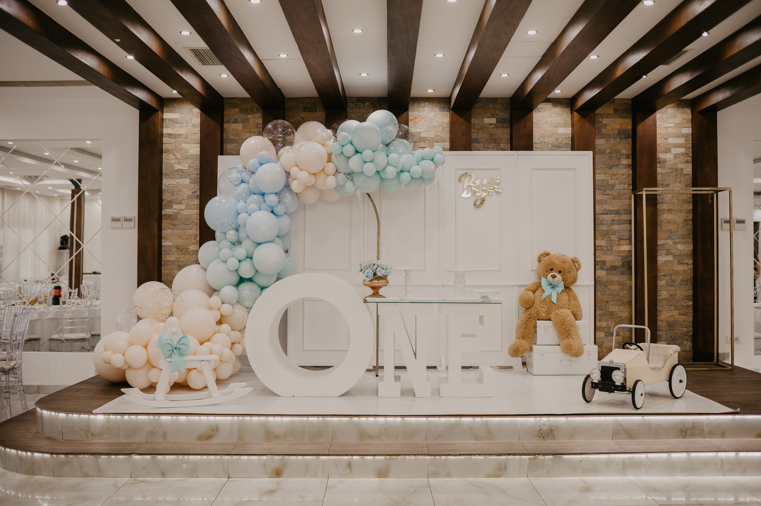 Vukovo krštenje i žurka. Ana Sladojevic