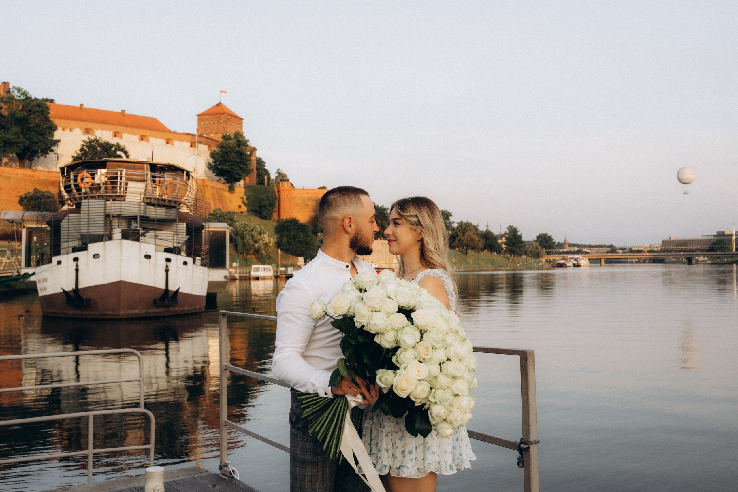 Golden Hour. Fotograf Katowice – sesje indywidualne, rodzinne, ślubne