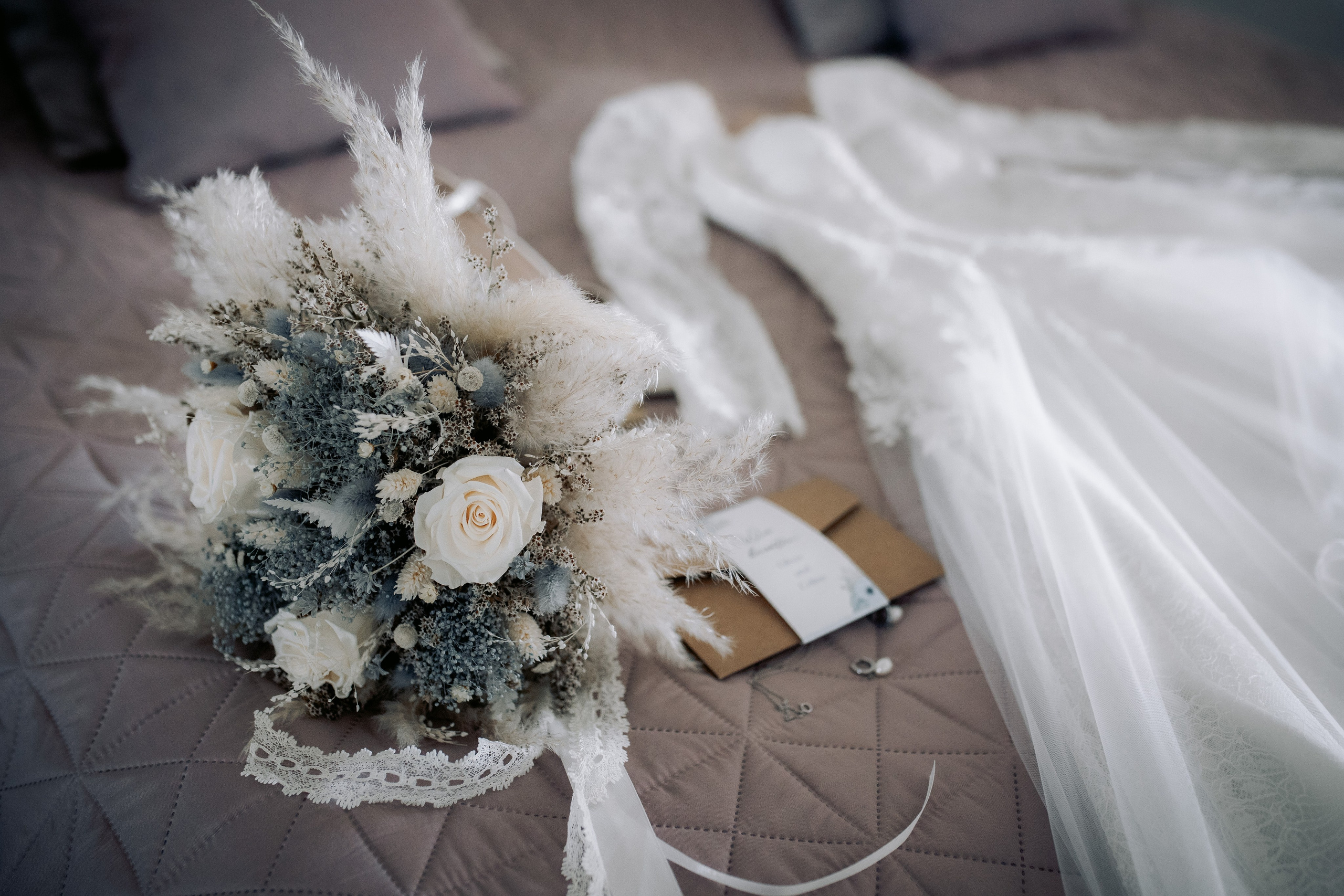 Celine & Oliver. GoldenHourStory