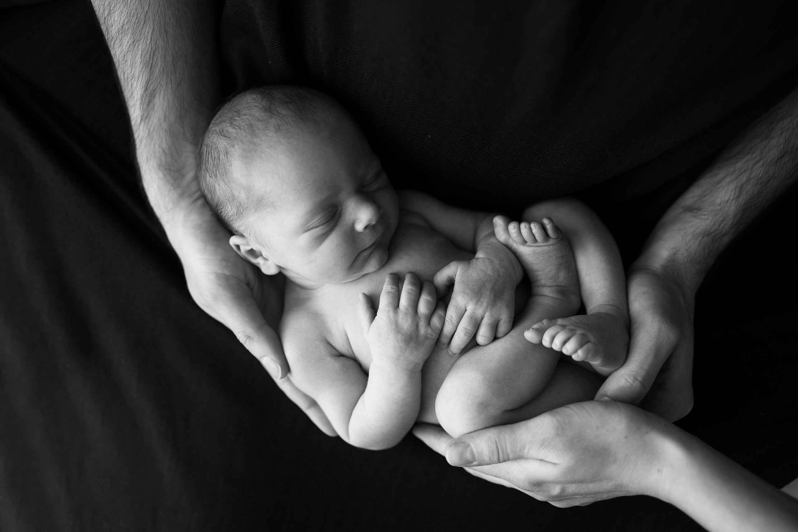 Лео и Соня (10 дней и 5 лет). Фотограф новорожденных и детей первого года Евгения Михалькевич