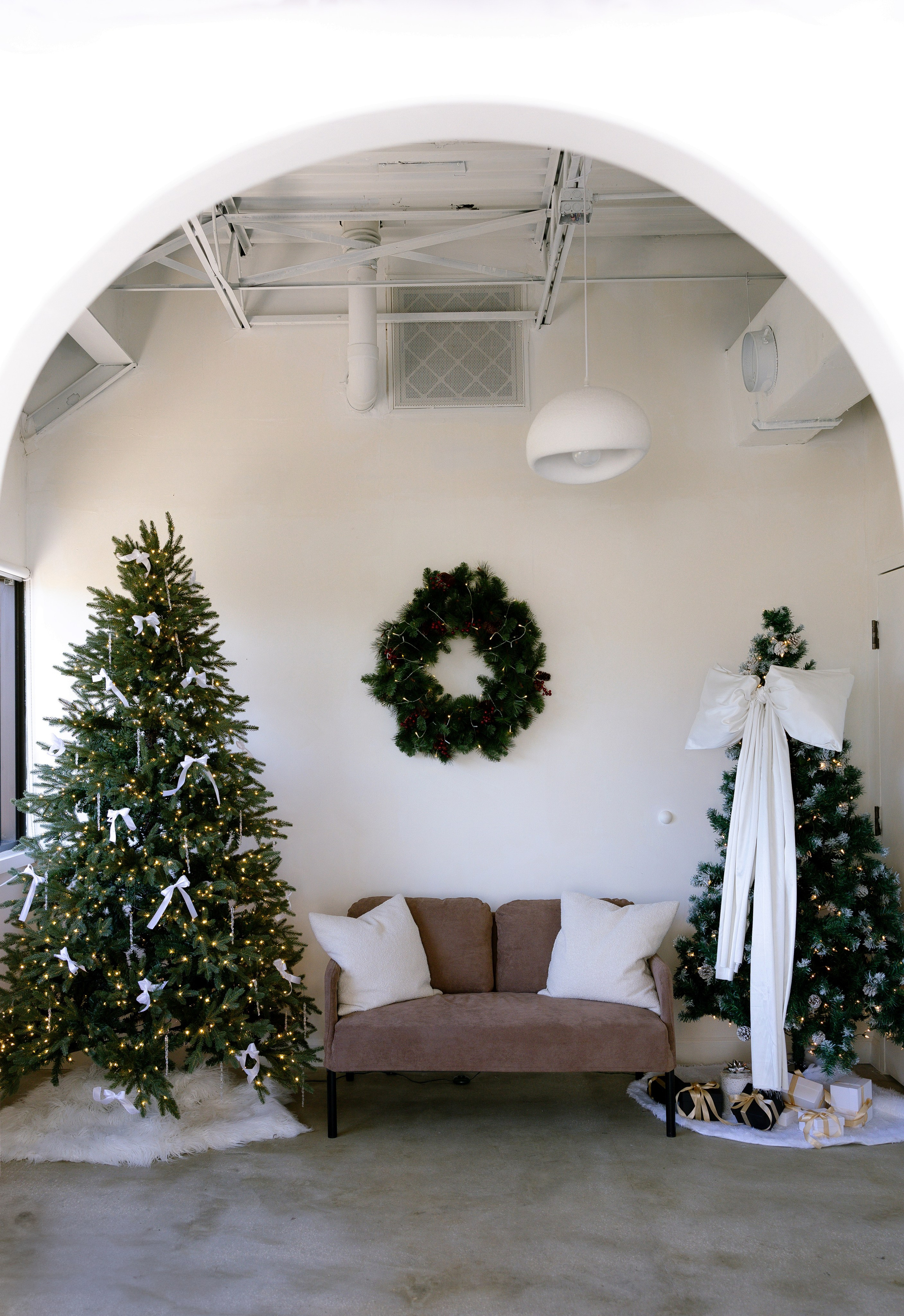 Christmas Family Photoshoot. Photographer Anastasia Nagibina