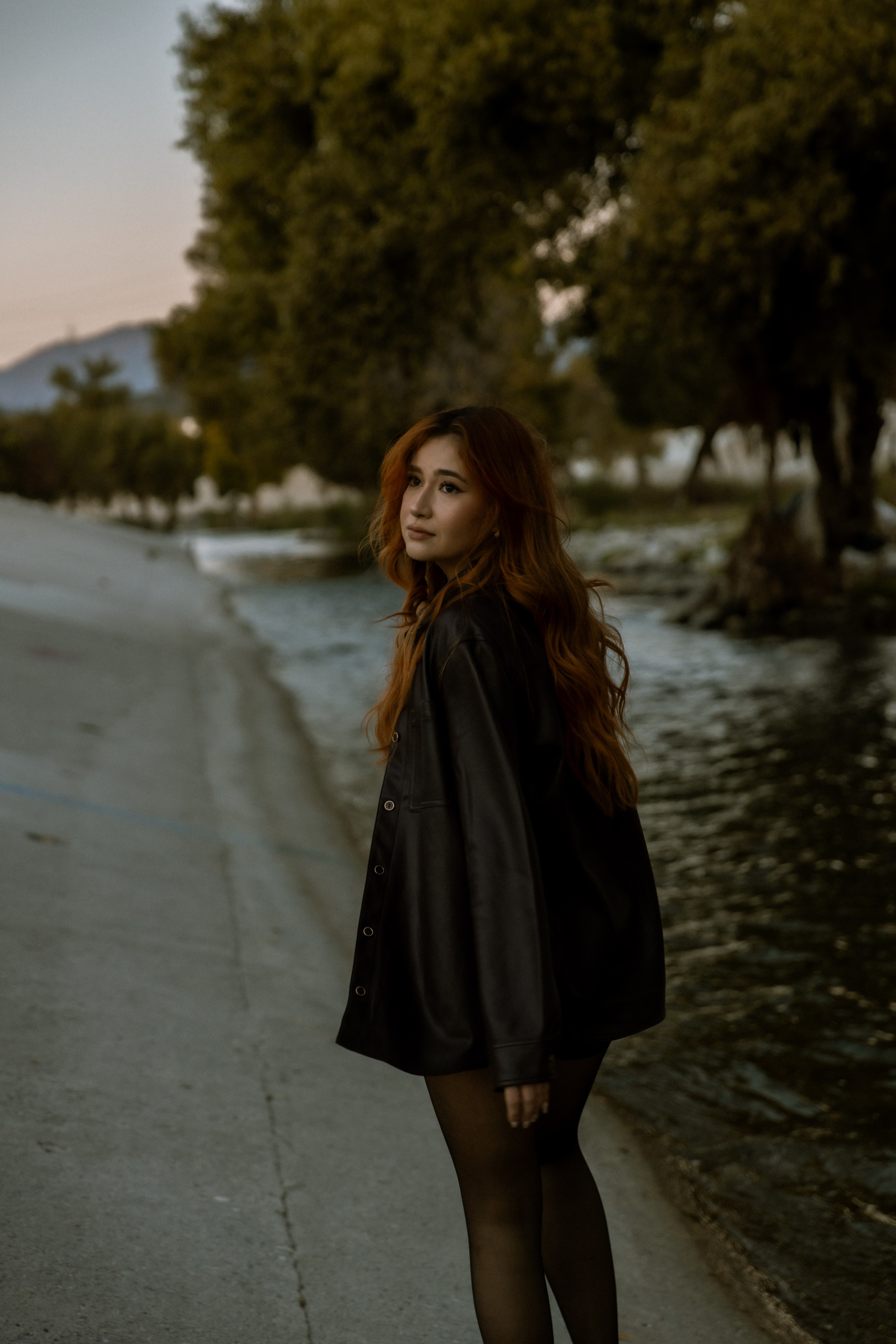 Emily | LA River. Photographer in Los Angeles. Julia Ishmuratova