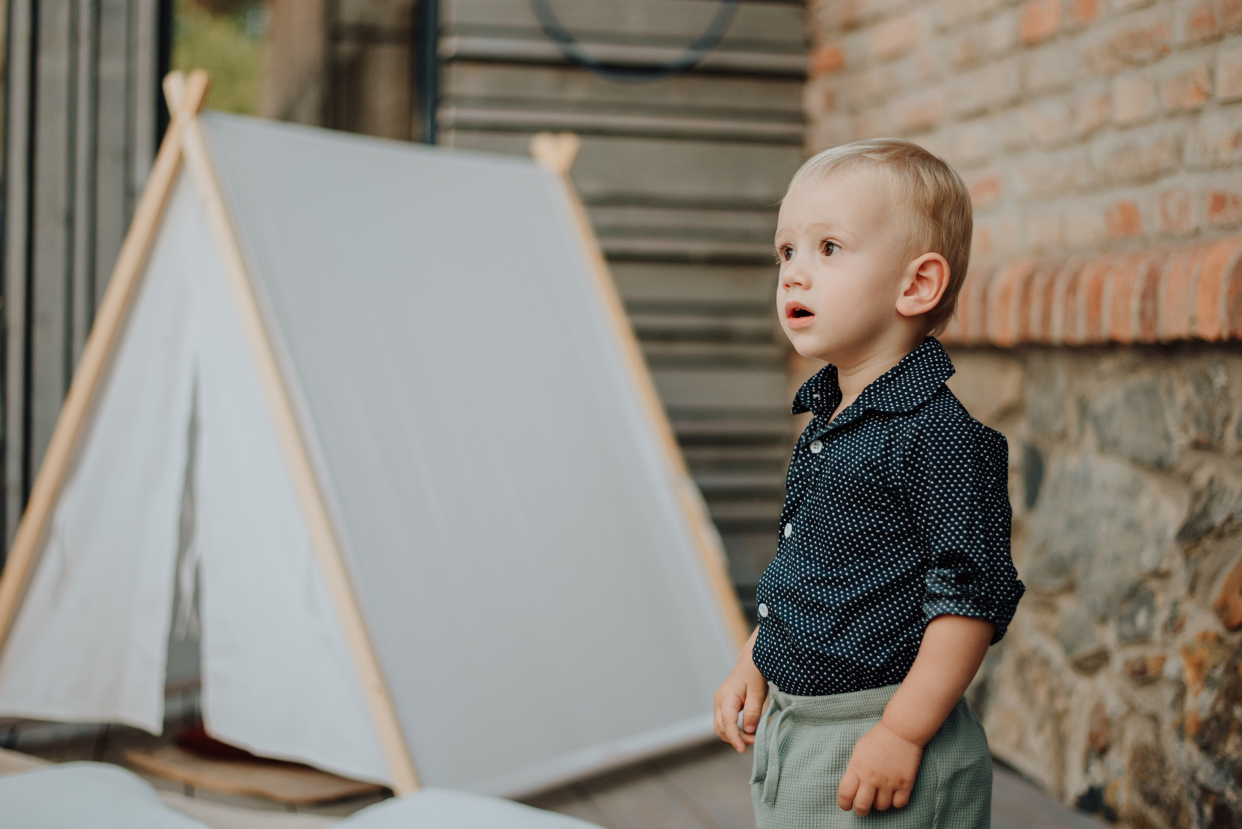 Czech and Portugal Photographer. Lifestyle, wedding and family photographer