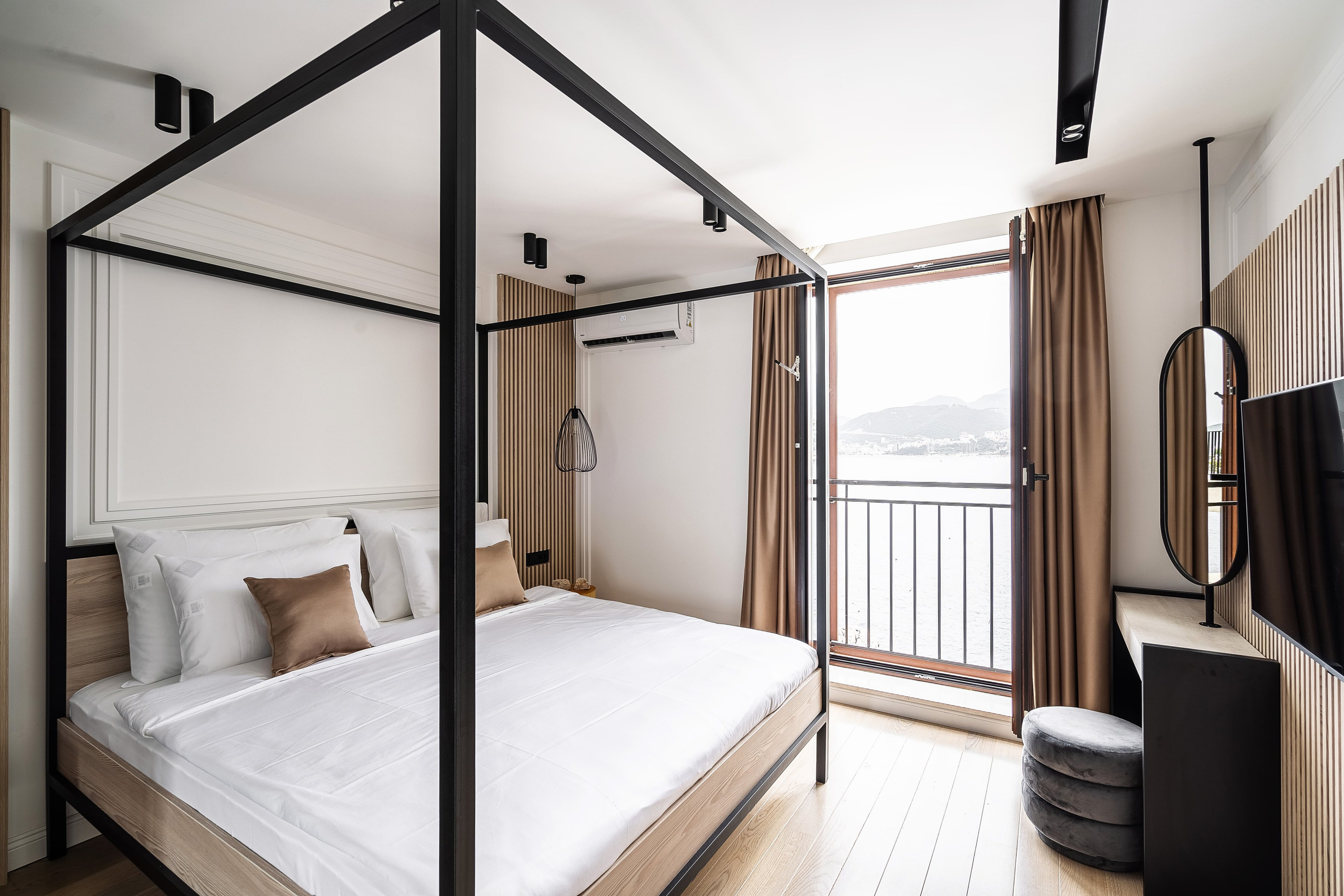 Real Estate Photography. Montenegro. EVAN ARISTOV WEDDING PHOTOGRAPHY — Seattle Wedding Photographer