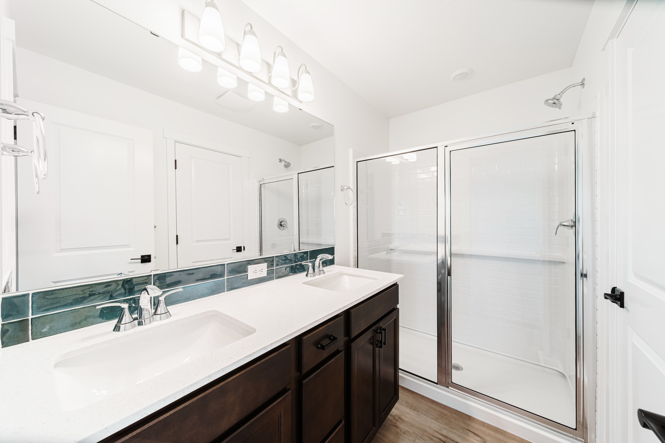 Real Estate photography. Washington state. EVAN ARISTOV WEDDING PHOTOGRAPHY — Seattle Wedding Photographer