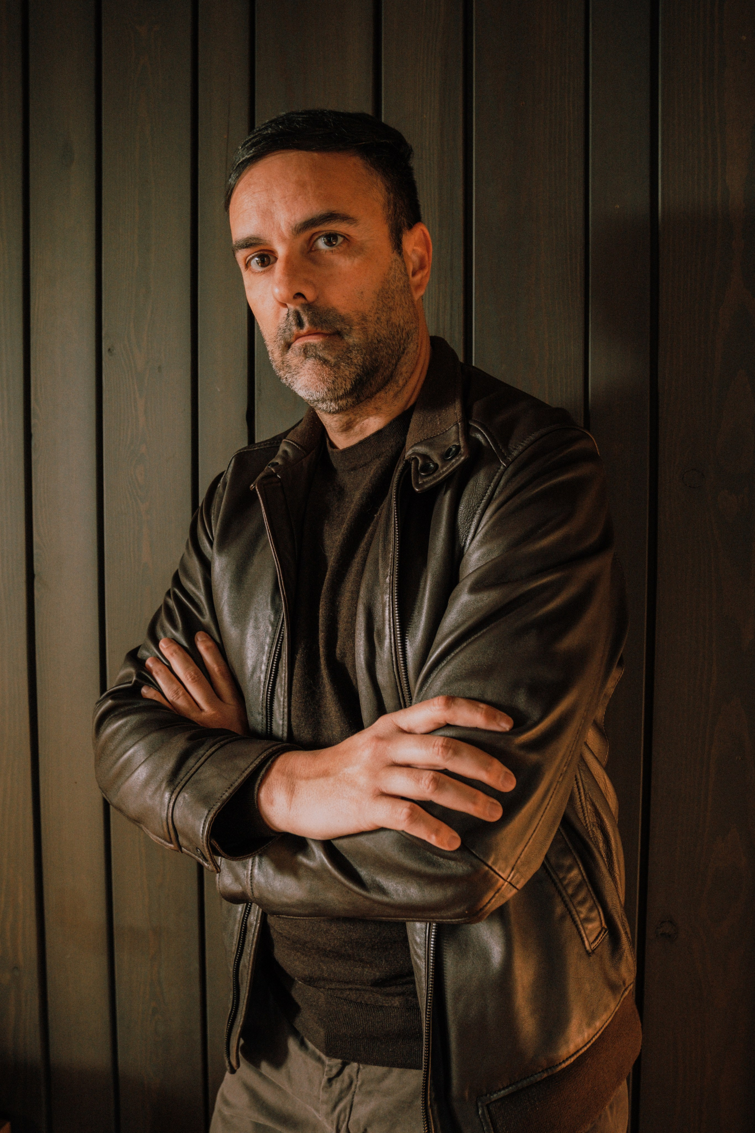 Sesión familiar en el bosque. Fotografía profesional en Calafell - Elena Medvedeva