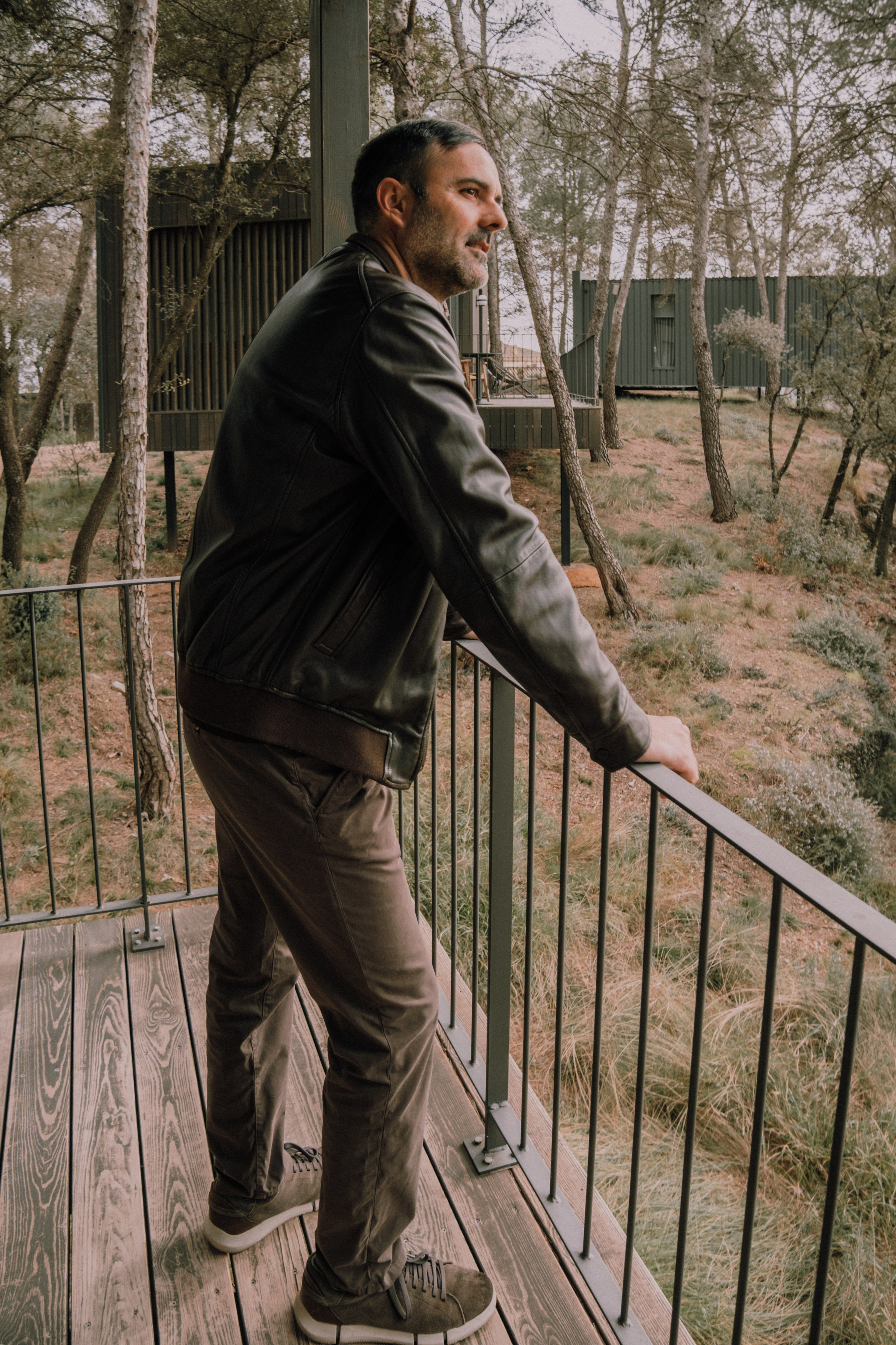 Sesión familiar en el bosque. Fotografía profesional en Calafell - Elena Medvedeva