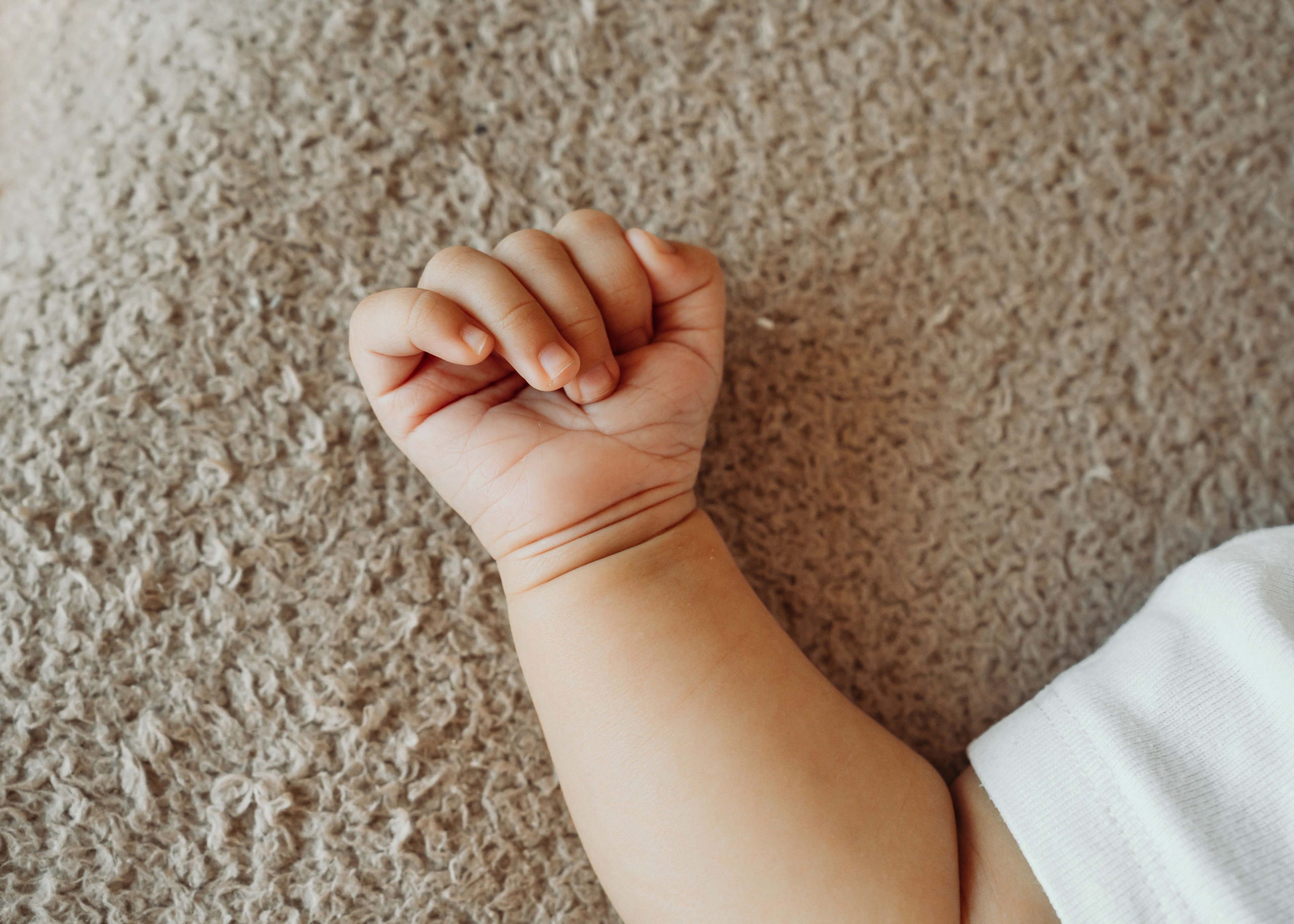 FOTOGRAFISANJE BEBA. DEČIJI FOTOGRAF BEOGRAD|NOVOGODISNJE FOTOGRAFISANJE|CAKE SMASH