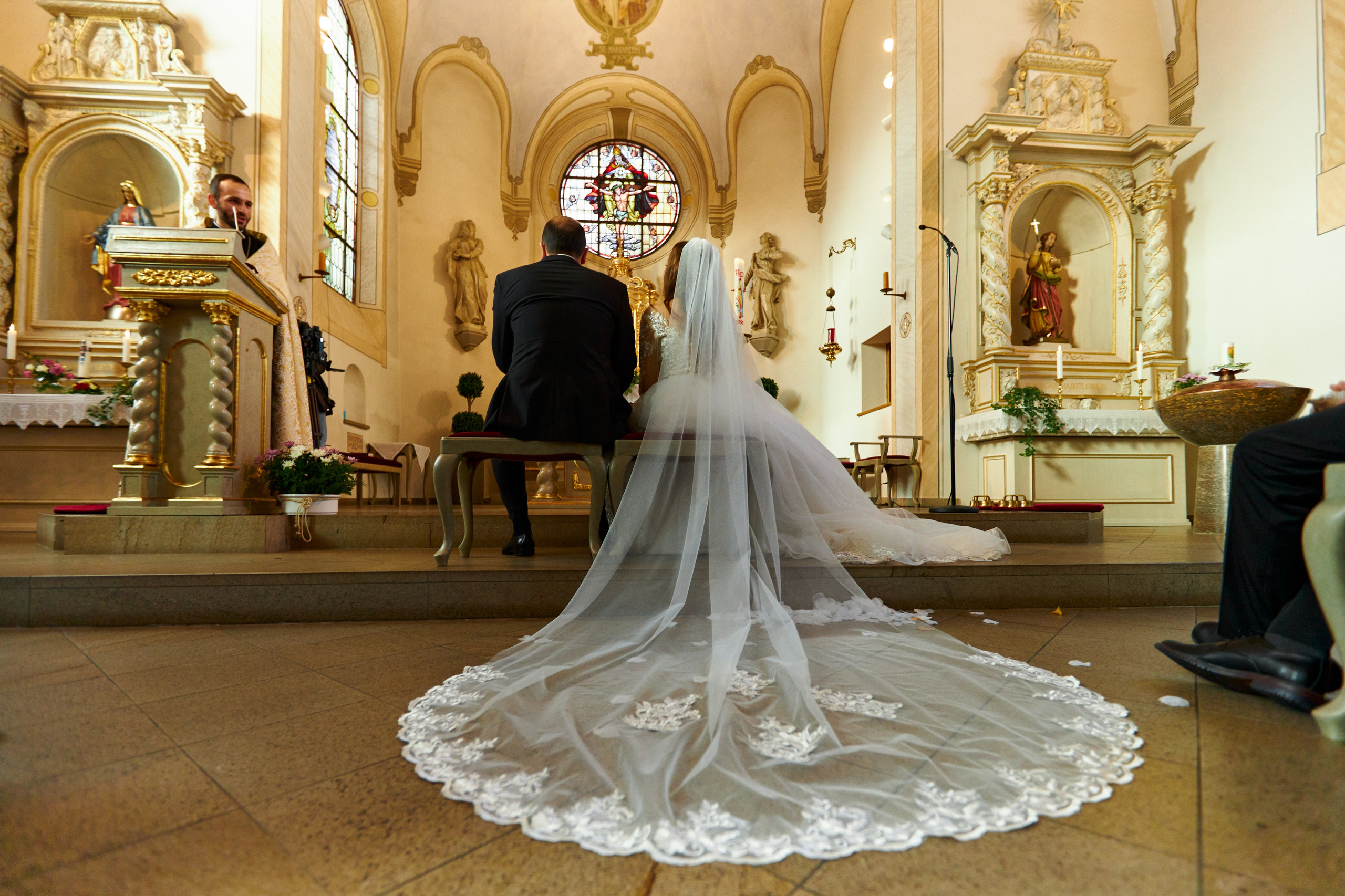 Hochzeitsfotos aus Düsseldorf. Hochzeitsfotograf und Hochzeitsvideograf aus Hamburg | Roka21Film