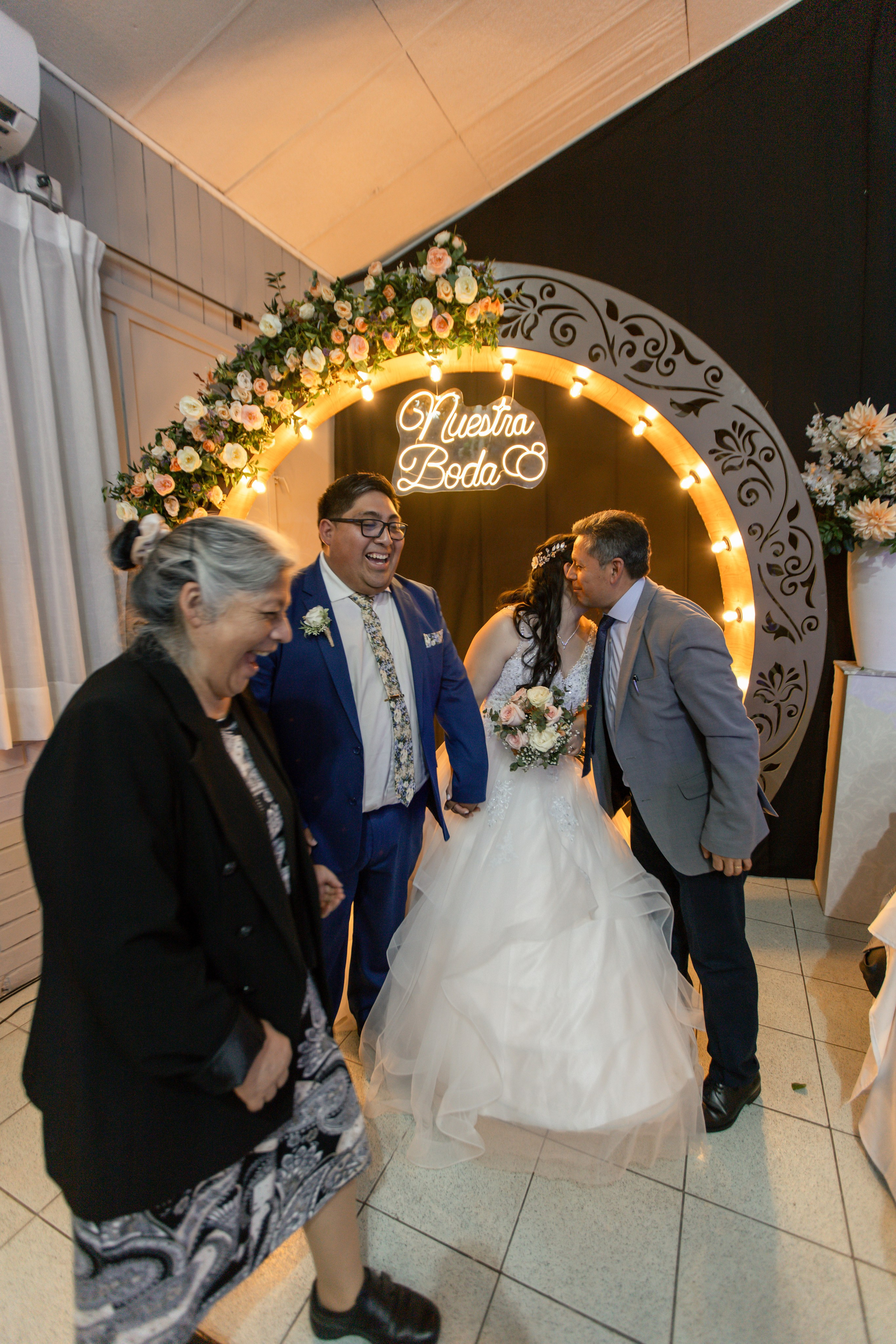 Johana y Edgar. Dinka & Emilio - El arte de preservar lo que no se repite