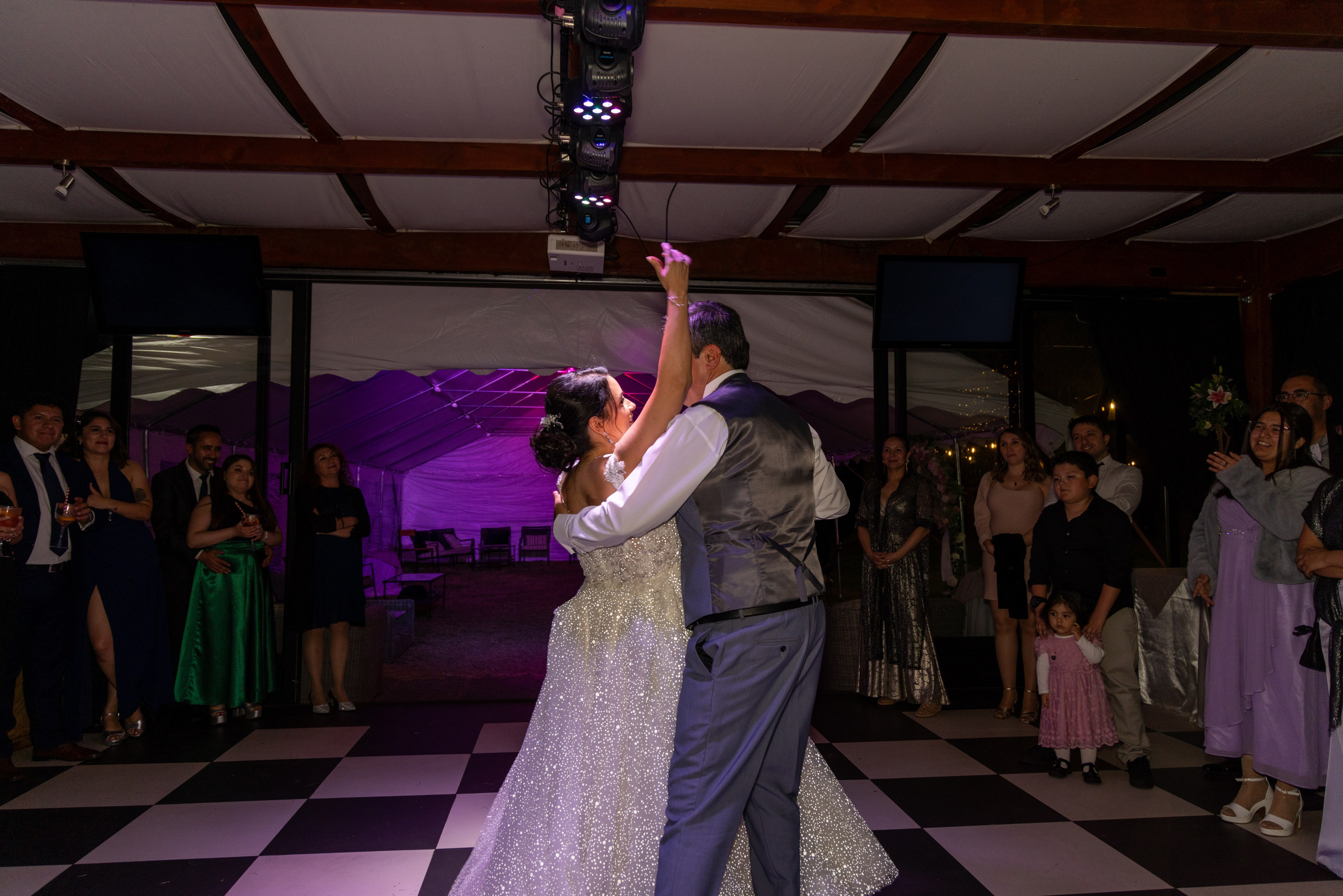 Katherin y Daniel. Dinka & Emilio - El arte de preservar lo que no se repite