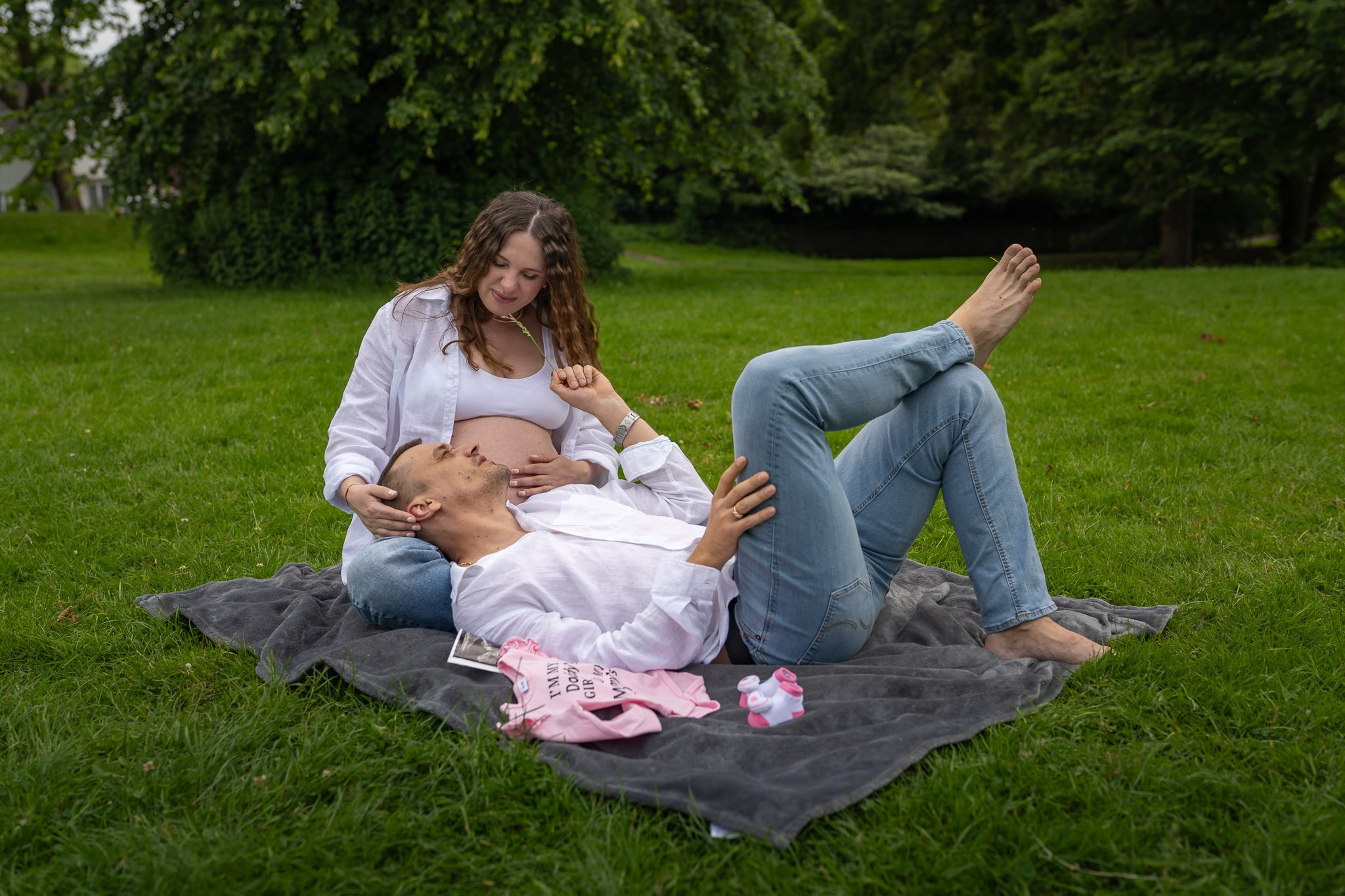 Oana & Edy -Pregnancy Photoshoot. Photographer Branescu Dan