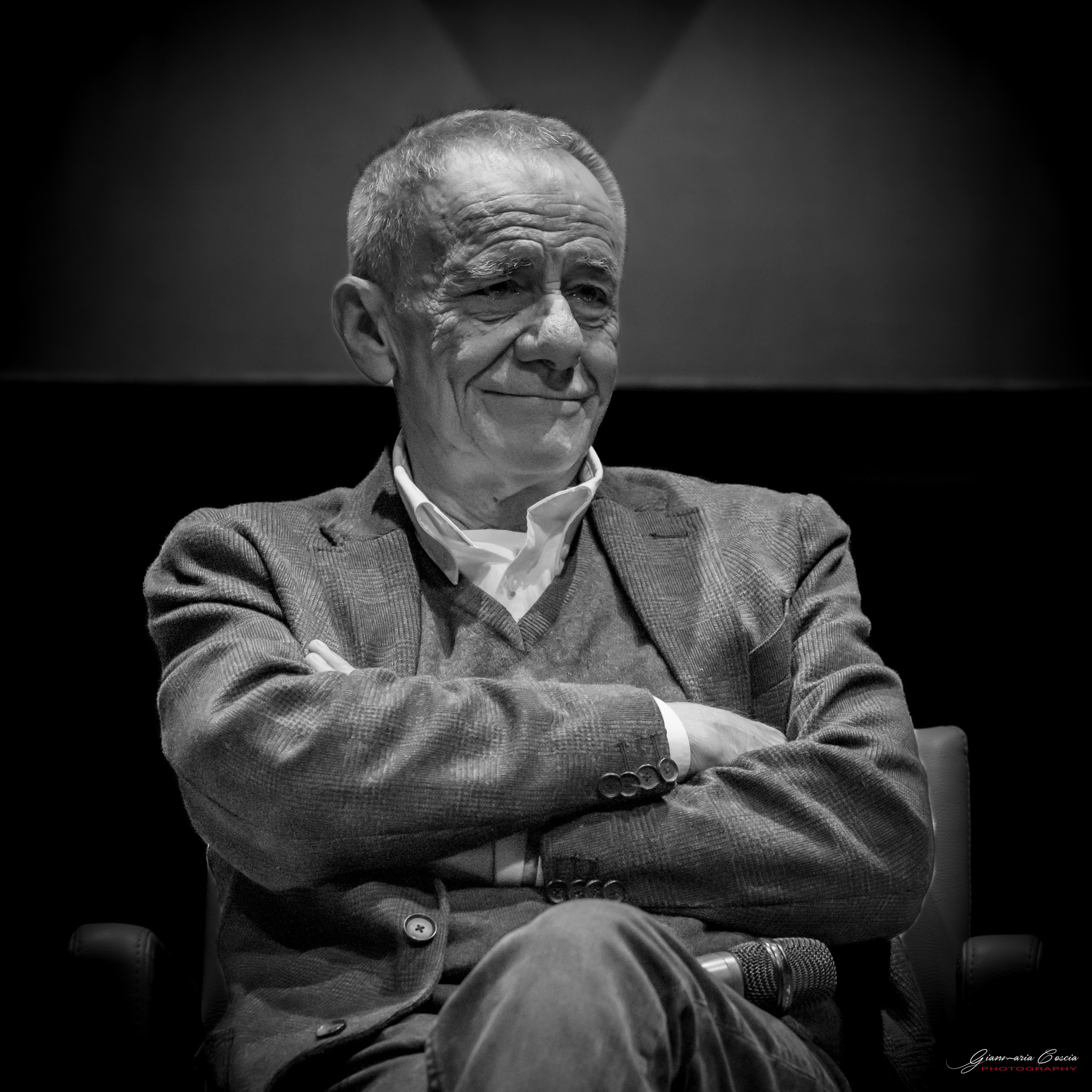 Roberto Vecchioni Teatro Alba. “Gianmaria Coscia fotografo per passione”