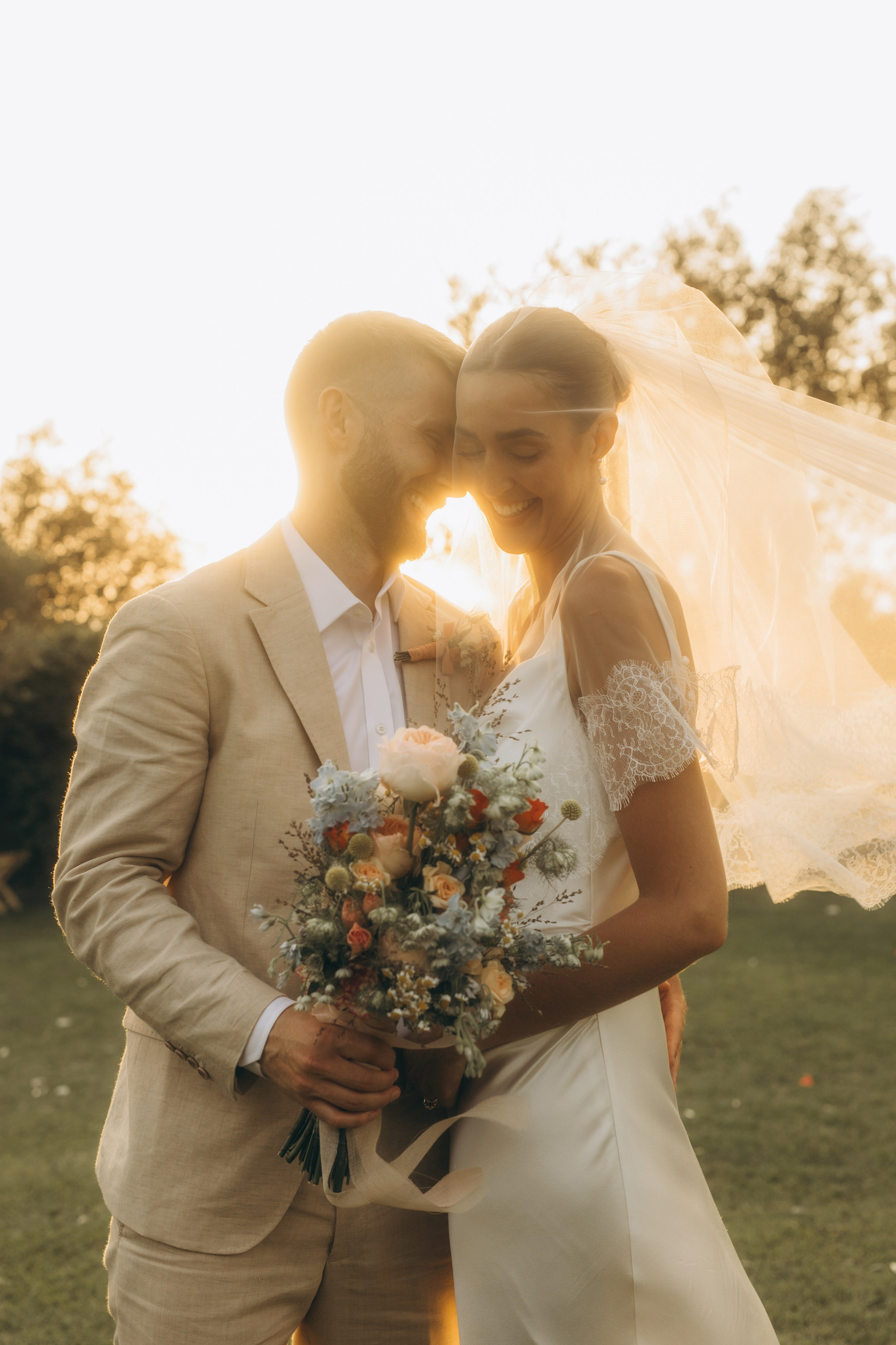 Lauren & Jamie. Hotel Castell d’Emporda. Paola fotógrafo / videografo de bodas en Barcelona