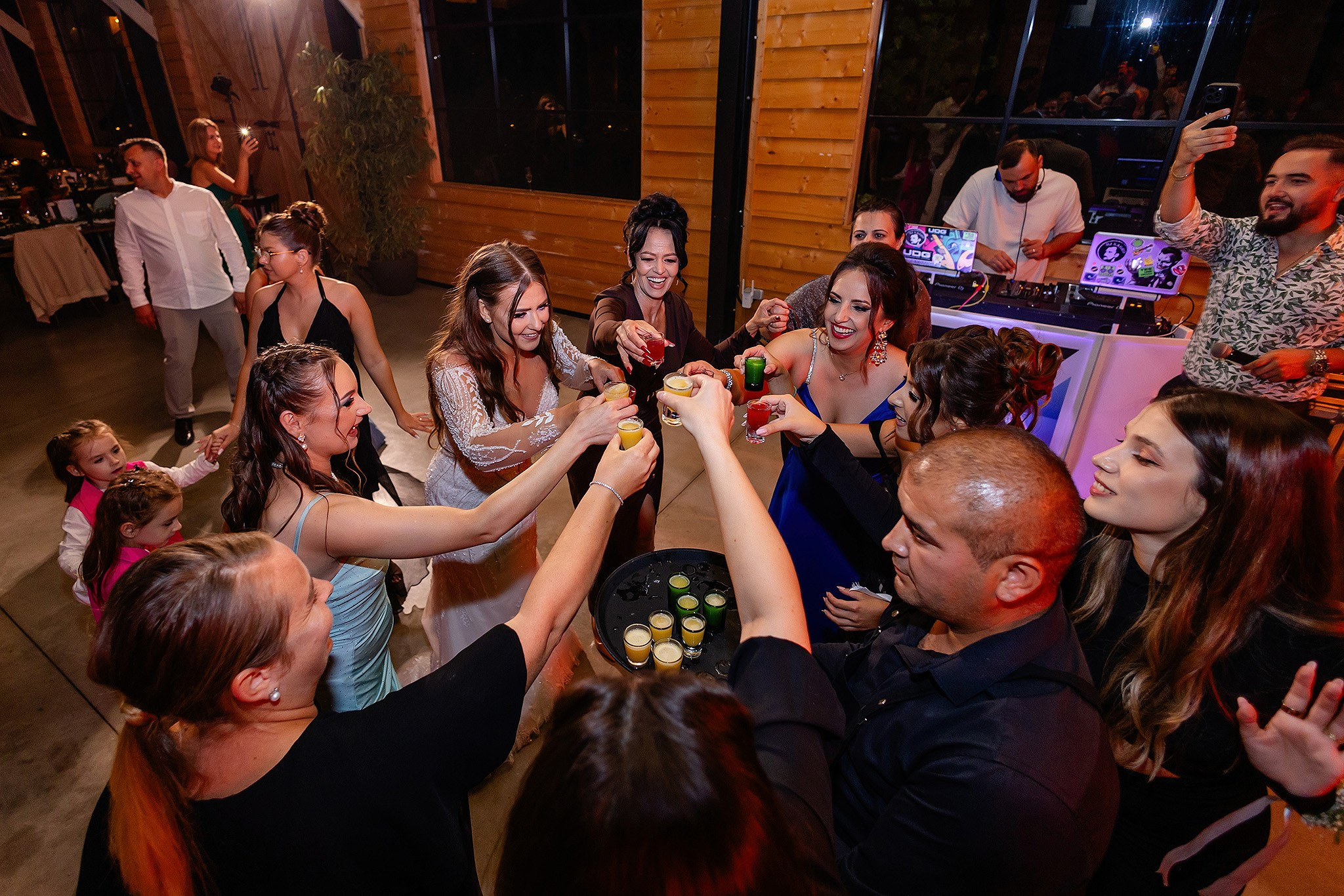 Claudia & Alexandru. Stoica Studio | Fotograf evenimente