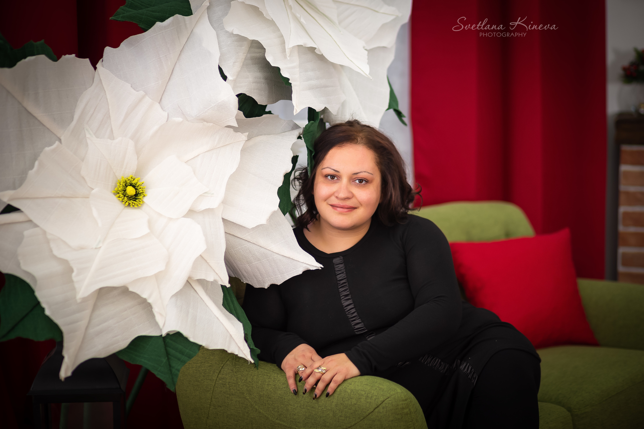 Мнения за фотограф Светлана Кънева. Фотограф Бургас. Фотосесии в студио и на открито, портрети, заснемане