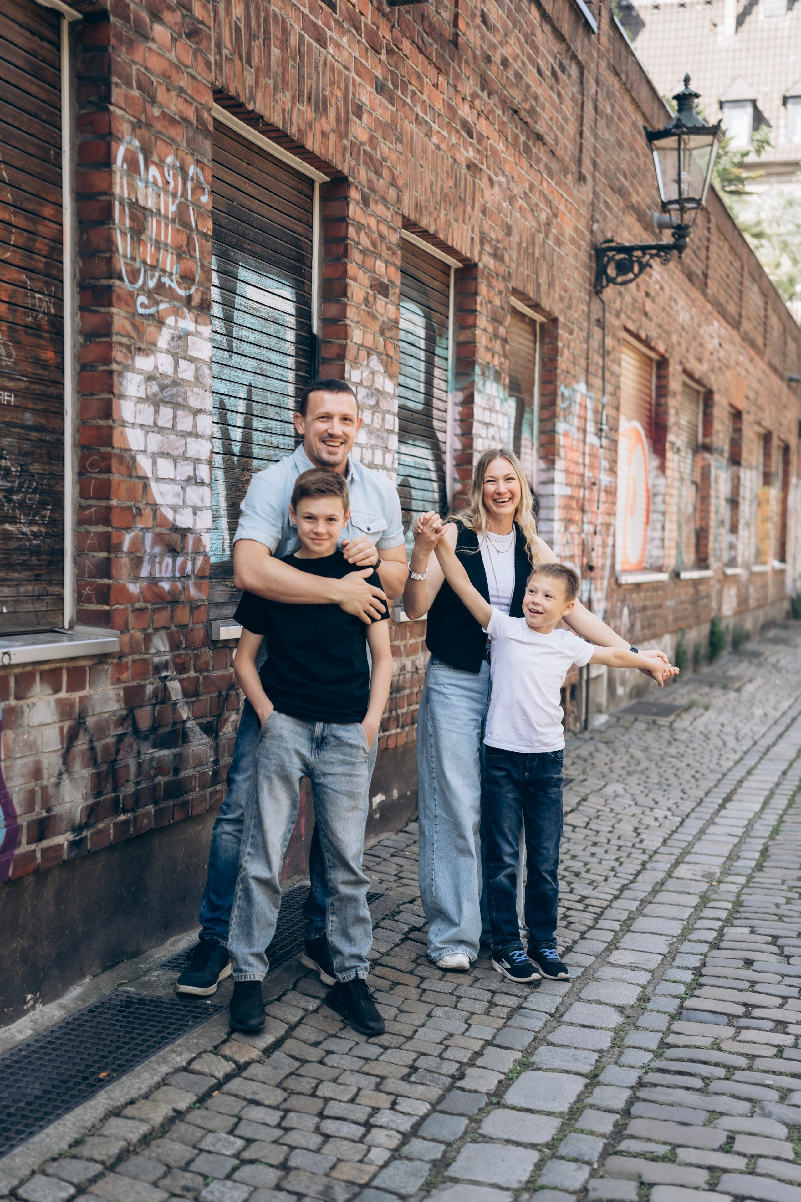 Family in the city. Photography in Germany