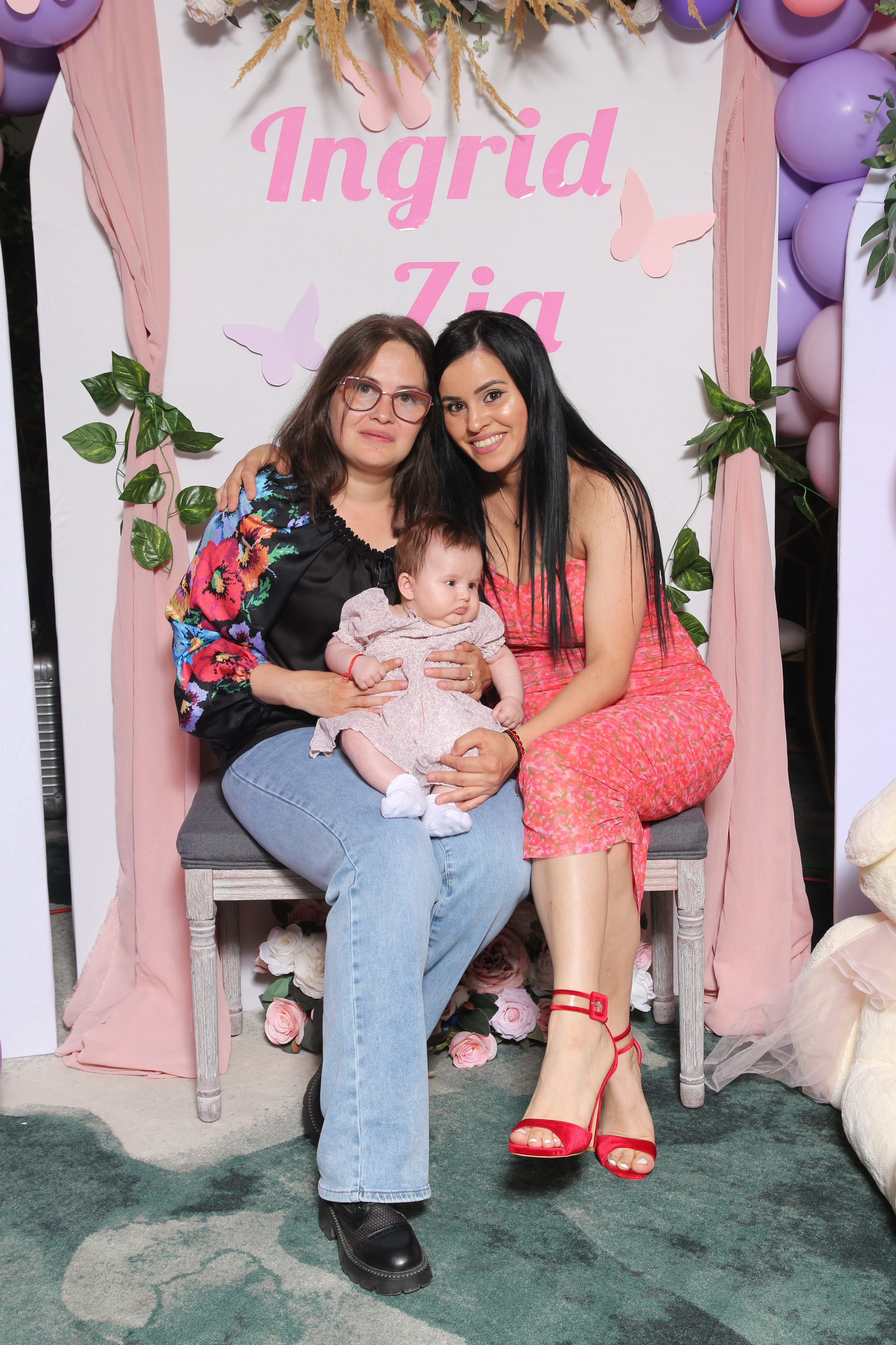 BYZO MEDIA. PETRU BYZO - family and children photographer in ROMANIA