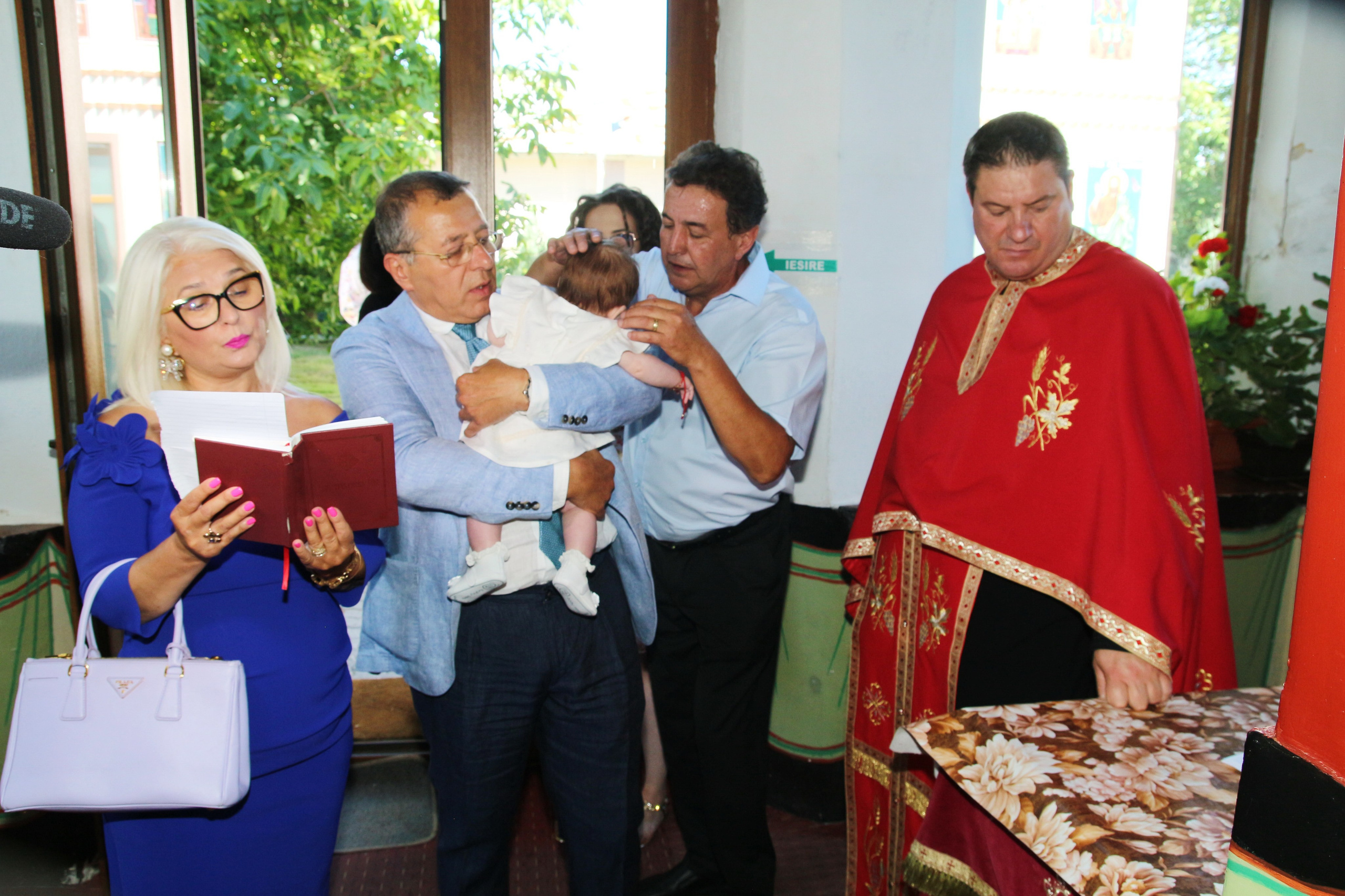 BYZO MEDIA. PETRU BYZO - family and children photographer in ROMANIA