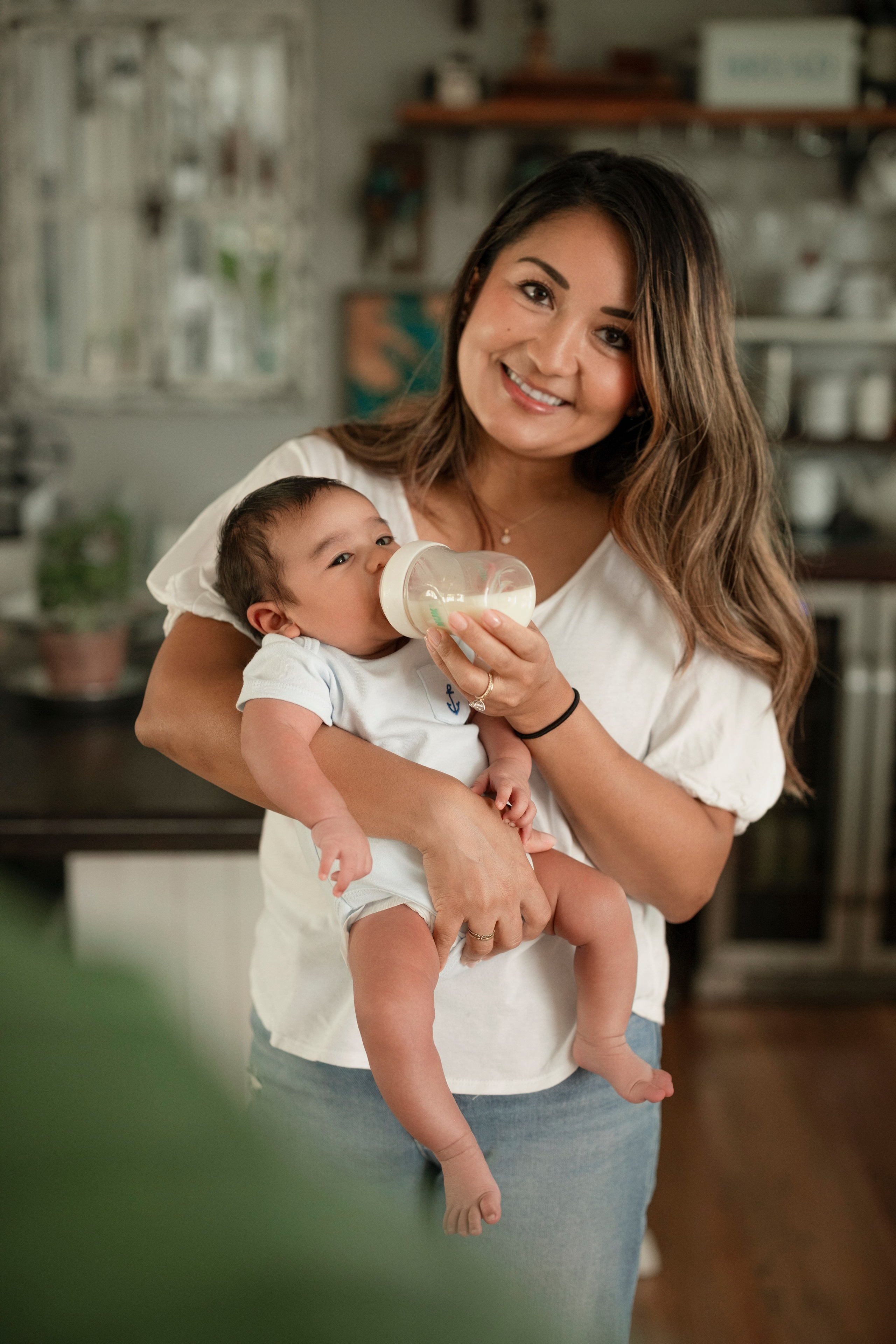 Bright and airy newborn lifestyle photography session