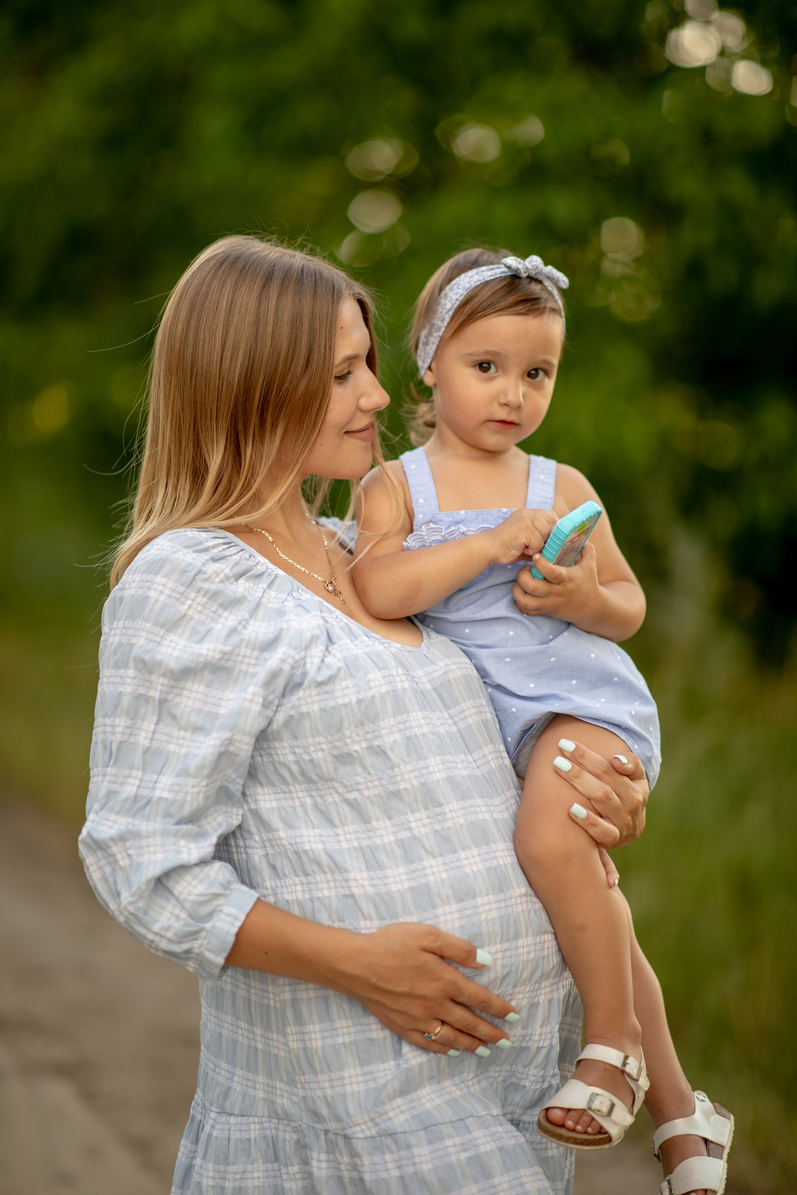 Family photo Maria si Elenica. N.D.photograph - fotograf de familie și portrete în Republica Moldova
