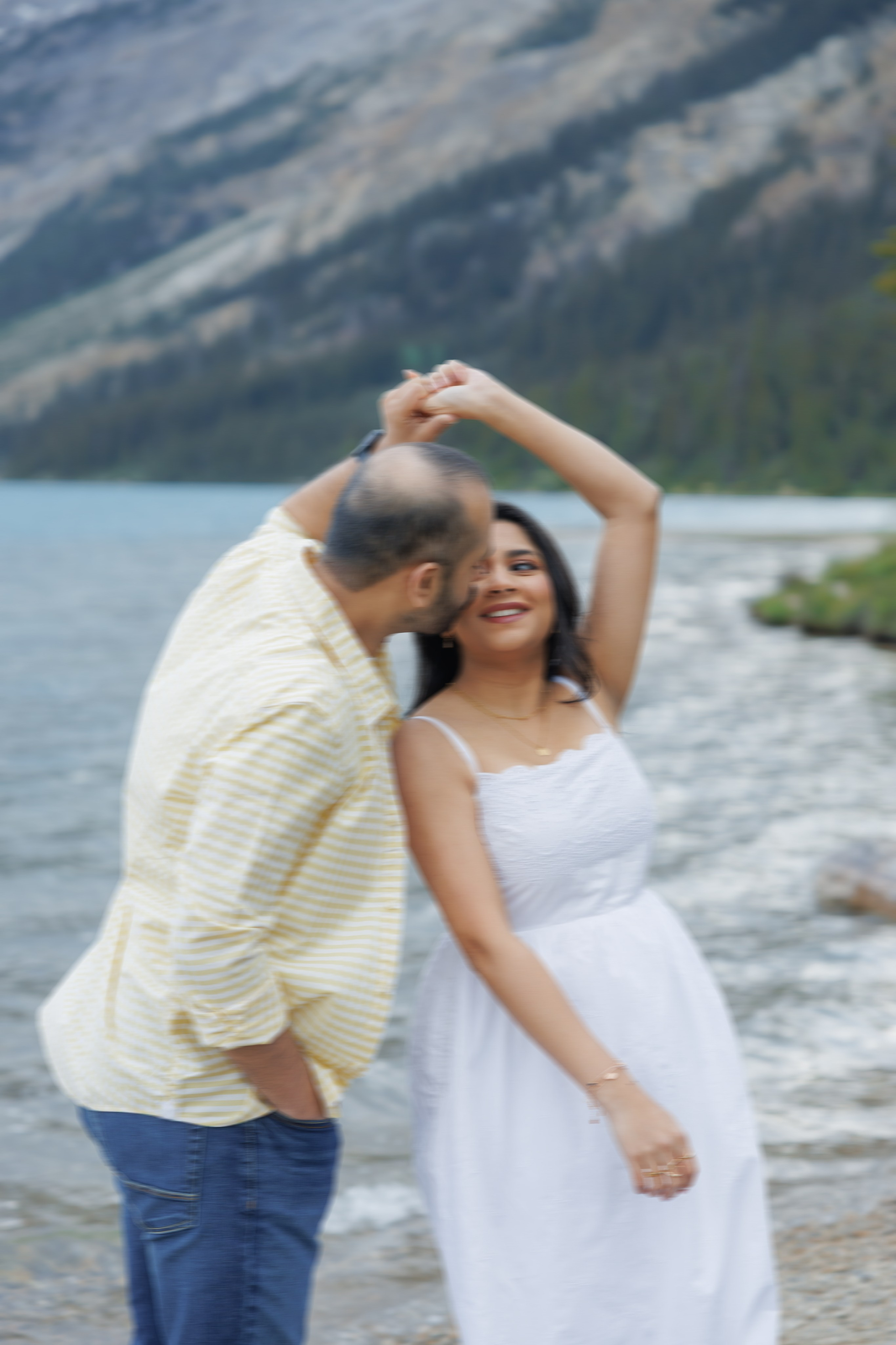 Mountain maternity shoot. Home