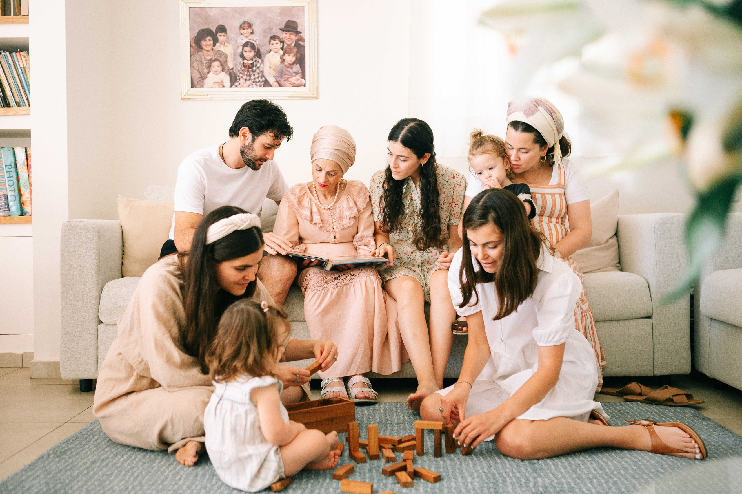 MAALE ADUMIM, HOME PHOTO SESSION + DESERT. Https://shi-photo.com/