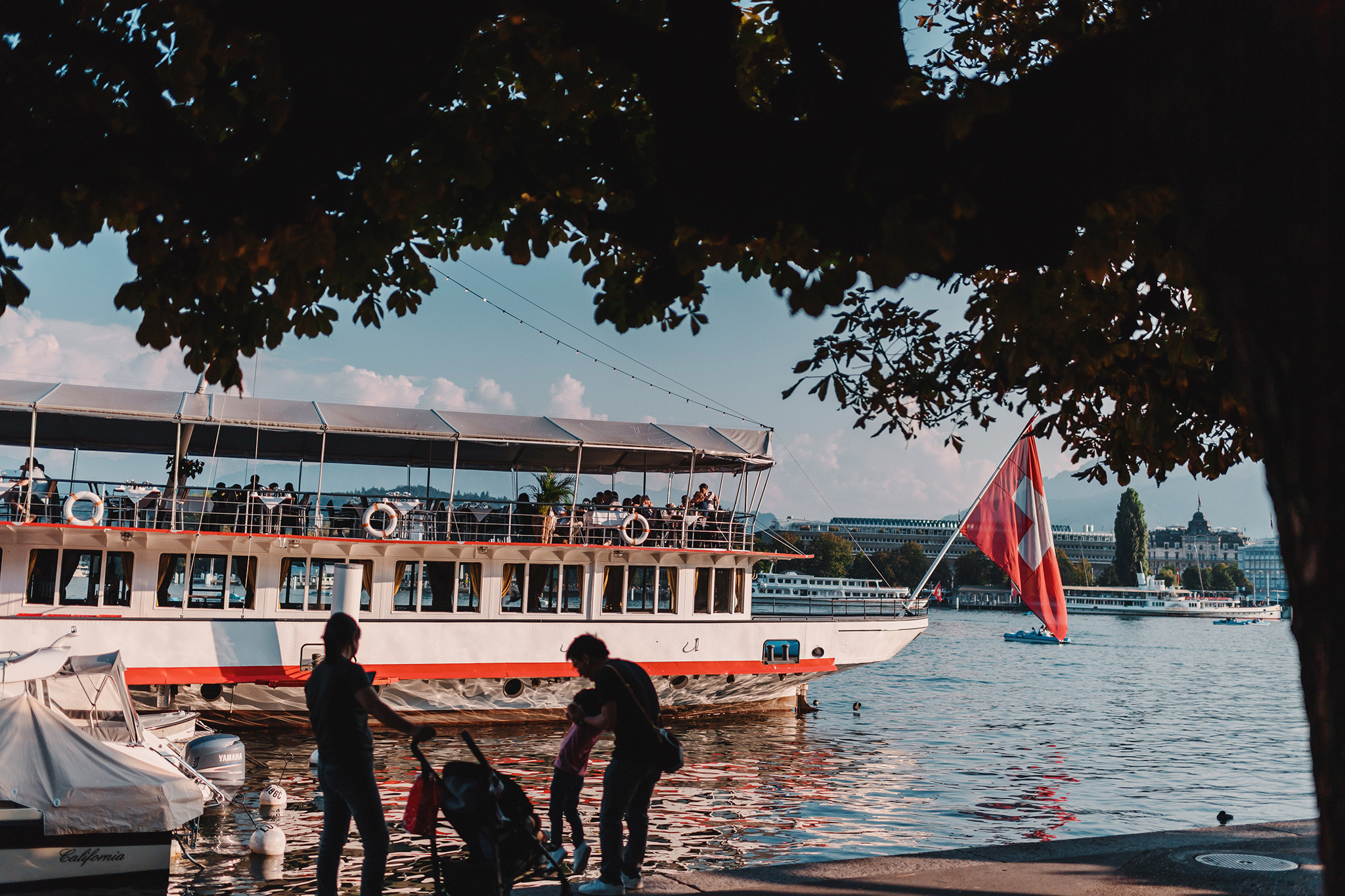 ASHVEENA + PATRICK | WILHELM TELL | HOTEL SCHWEIZERHOF LUZERN | PURE REPORTAGE. HOME