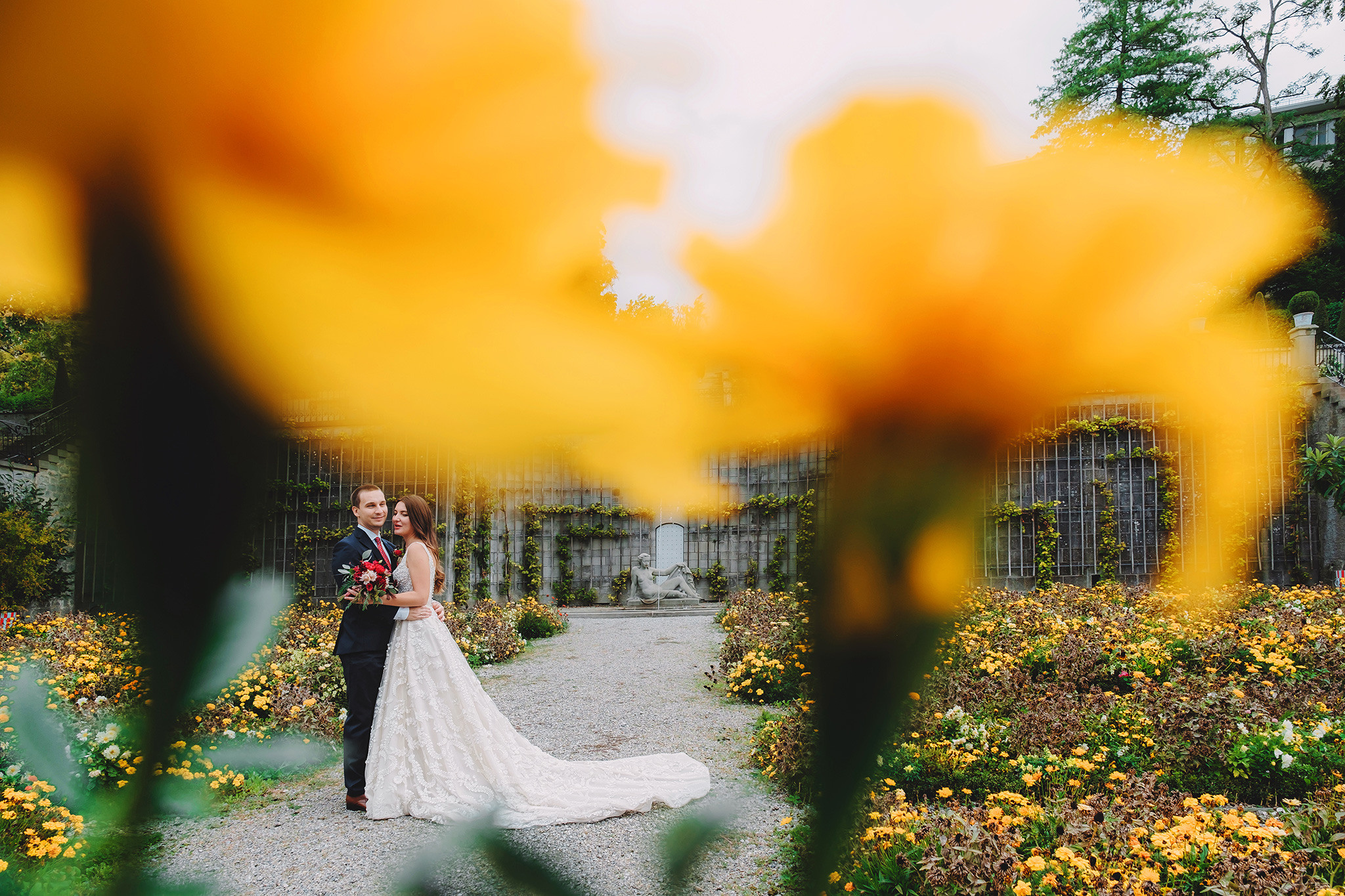 ANASTASIA + DMITRY | CIVIL WEDDING, ZÜRICH STADTHAUS | RECHBERG GARDEN. HOME