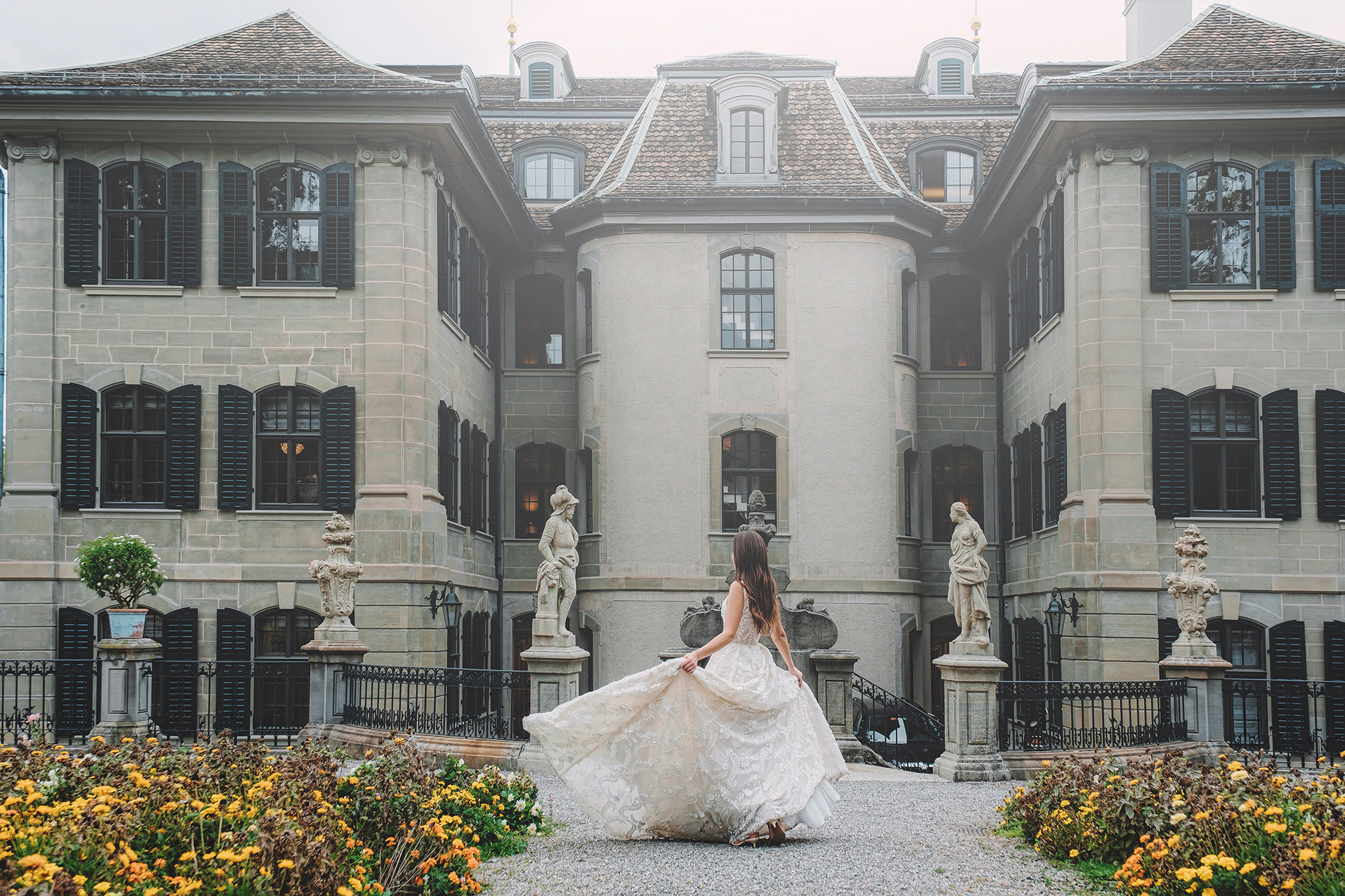 ANASTASIA + DMITRY | CIVIL WEDDING, ZÜRICH STADTHAUS | RECHBERG GARDEN. HOME