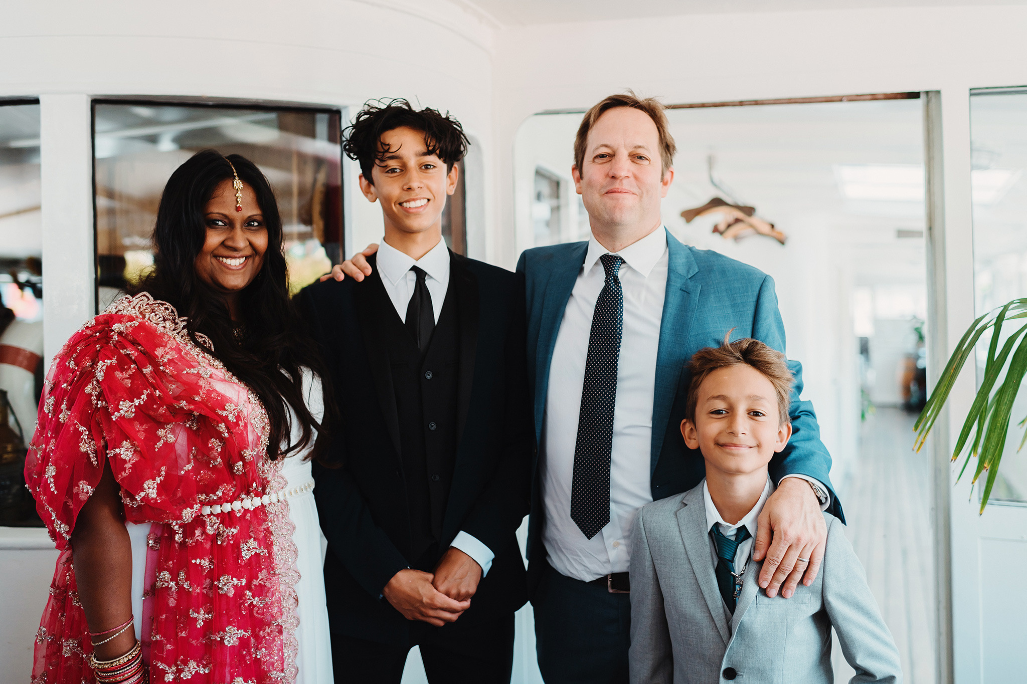 ASHVEENA + PATRICK | WILHELM TELL | HOTEL SCHWEIZERHOF LUZERN | PURE REPORTAGE. HOME