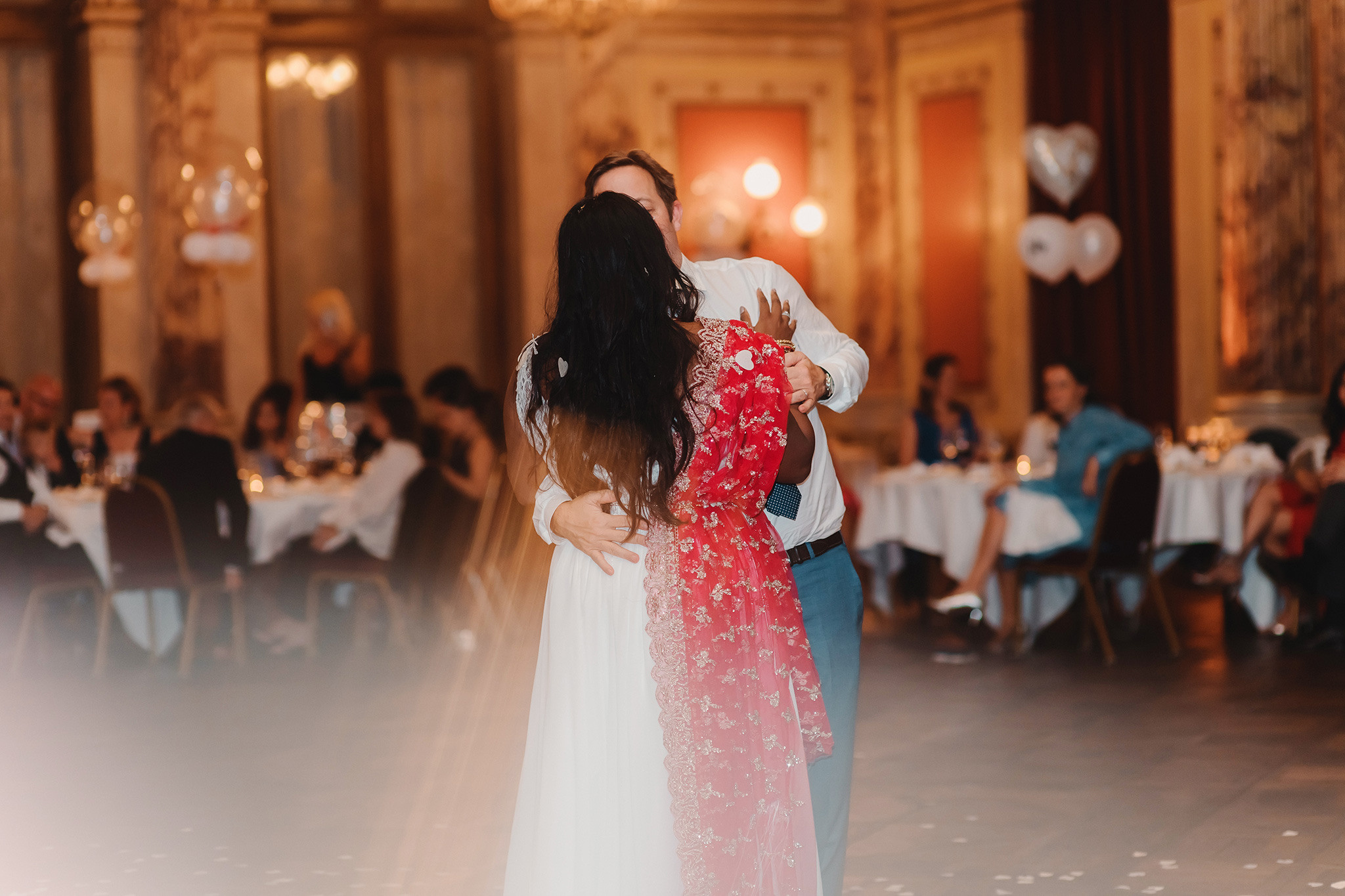 ASHVEENA + PATRICK | WILHELM TELL | HOTEL SCHWEIZERHOF LUZERN | PURE REPORTAGE. HOME